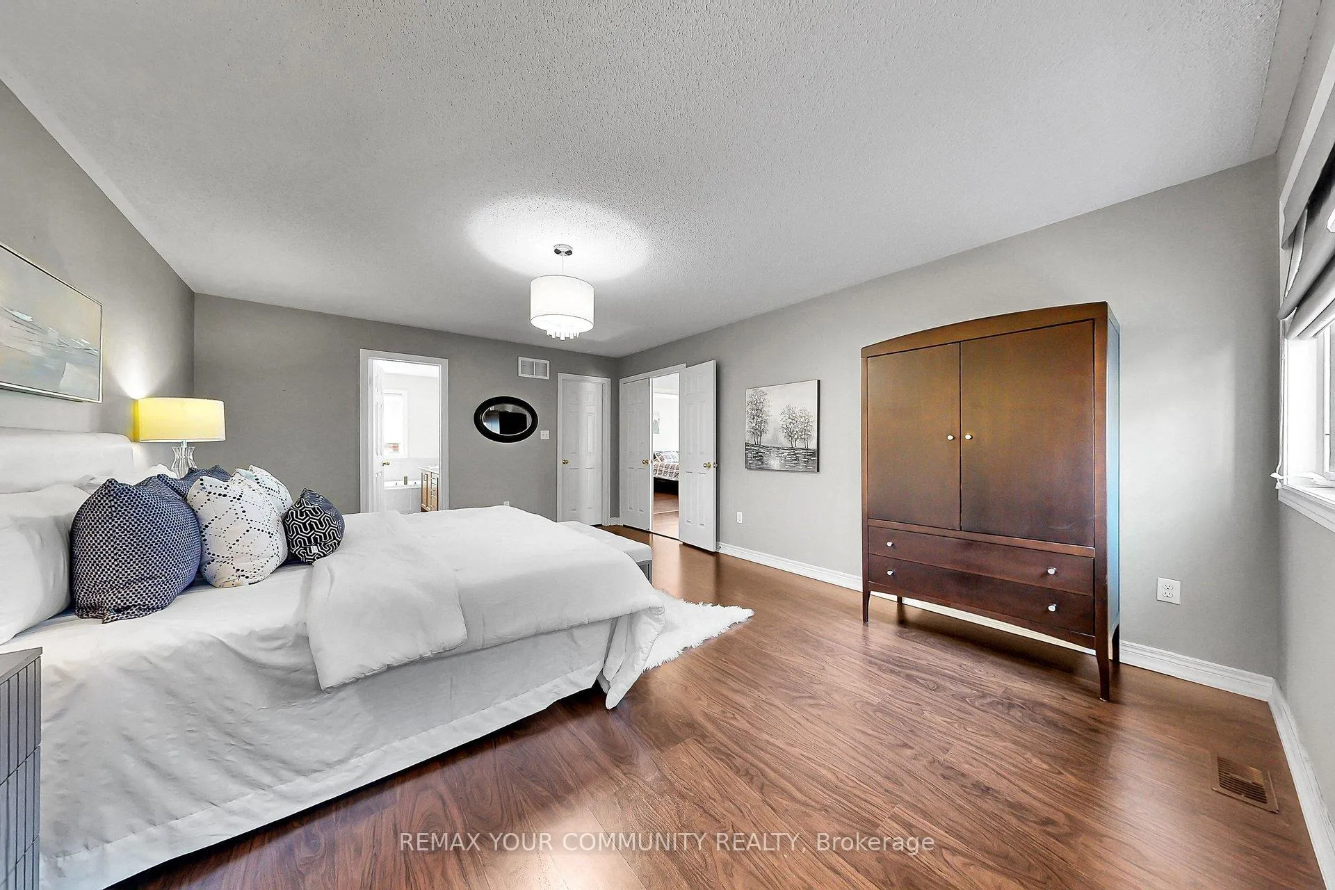 Photo 17 of 67 Trudeau Drive, Vaughan, Vellore Village — HOMEH