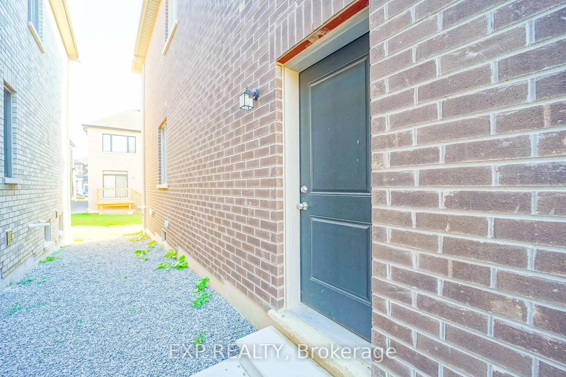 Photo 36 of 1033 Pisces Trail, Pickering, Rural Pickering — HOMEH
