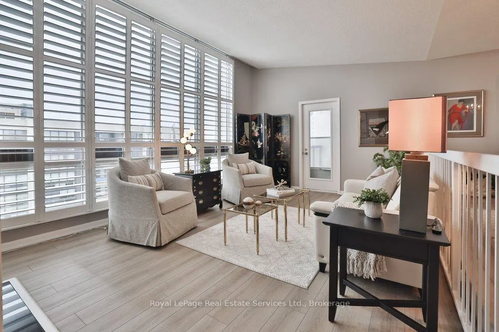Photo 21 of Unit PH7, 2185 Marine Drive, Oakville, Bronte — HOMEH