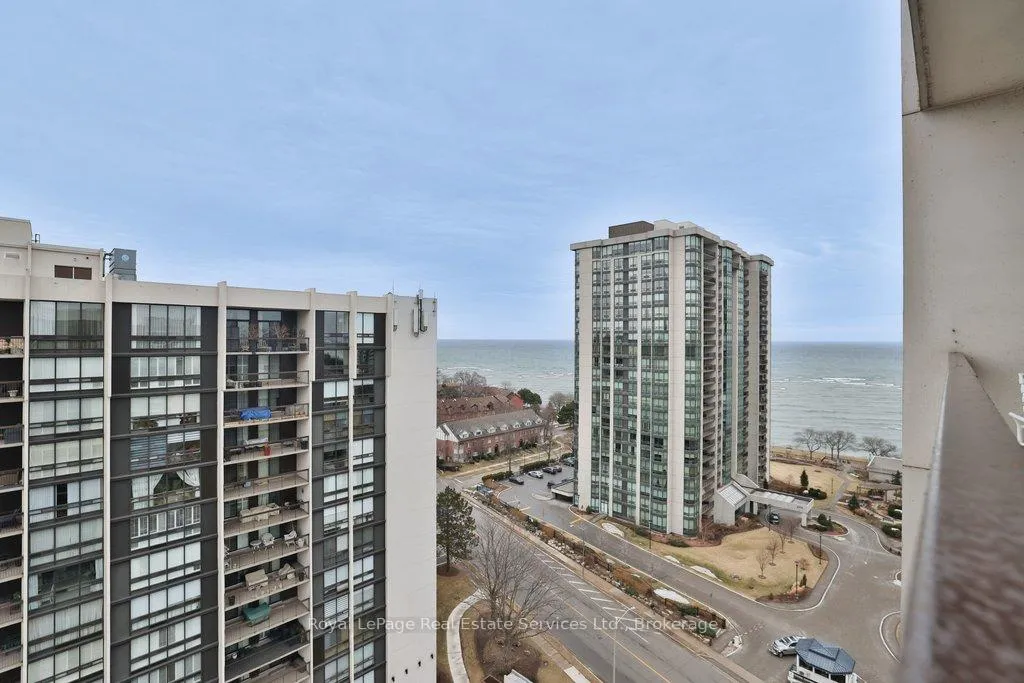 Photo 24 of Unit PH7, 2185 Marine Drive, Oakville, Bronte — HOMEH