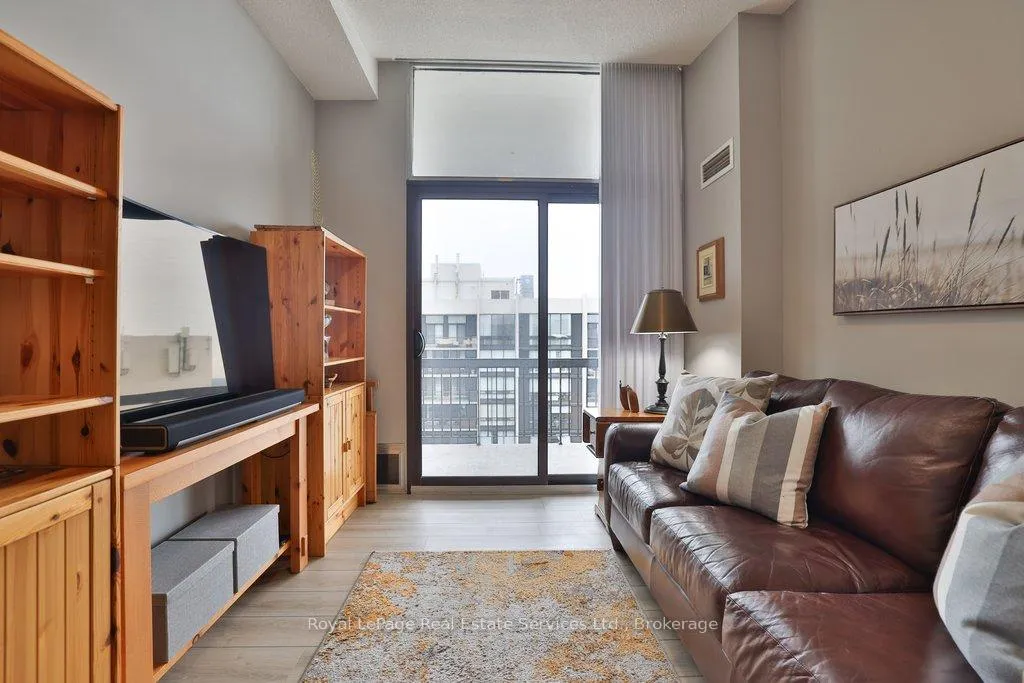 Photo 26 of Unit PH7, 2185 Marine Drive, Oakville, Bronte — HOMEH