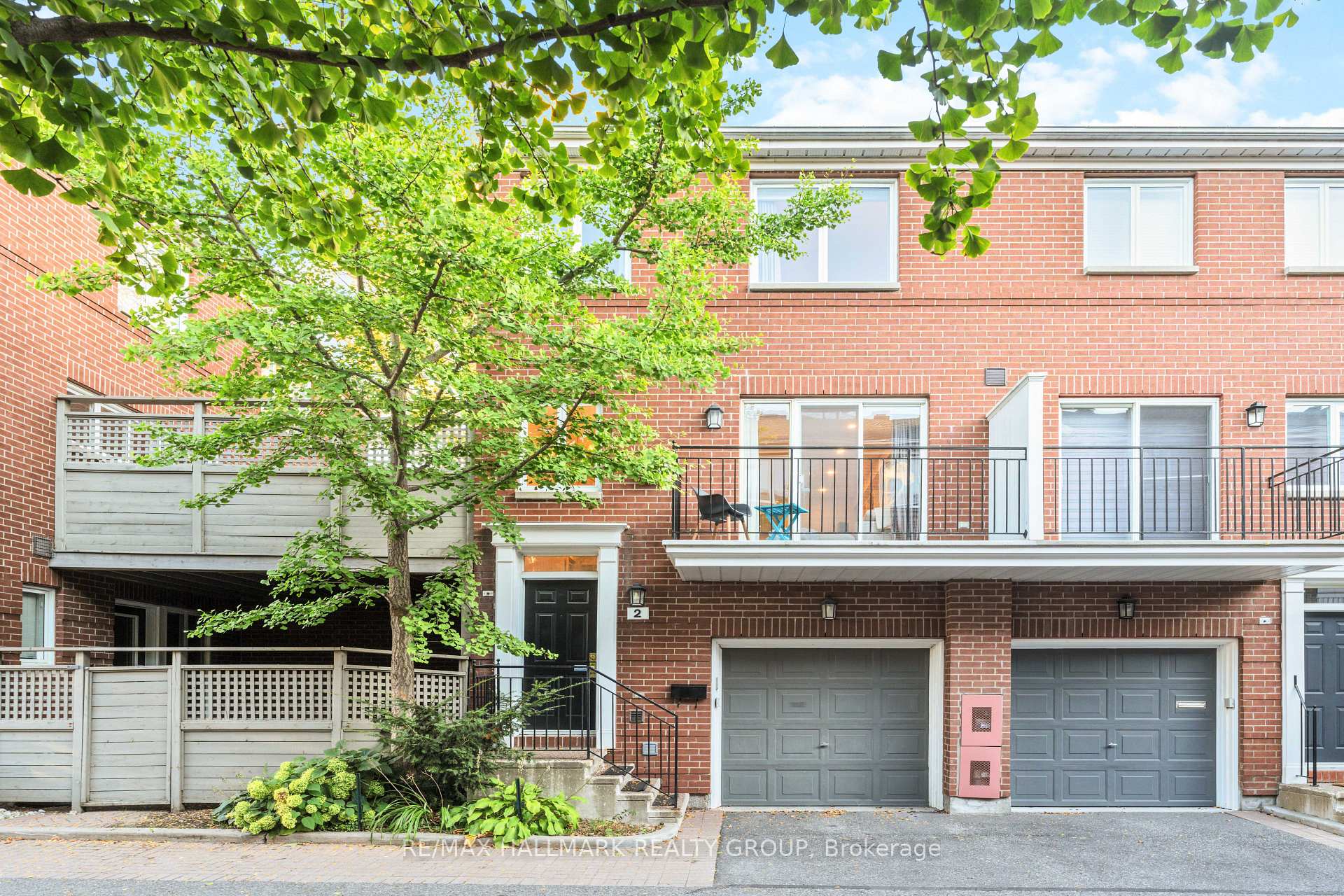 Photo 1 of 2 Prudhomme Private, Ottawa, Lower Town — HOMEH
