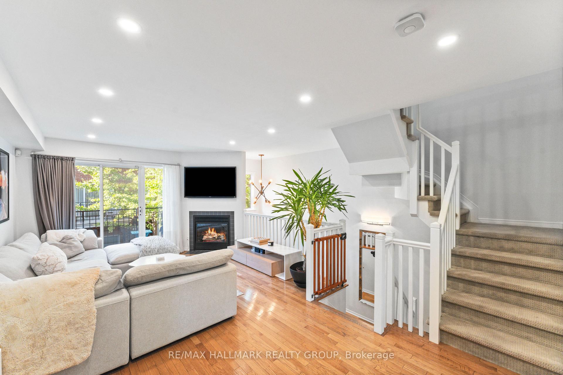 Photo 6 of 2 Prudhomme Private, Ottawa, Lower Town — HOMEH