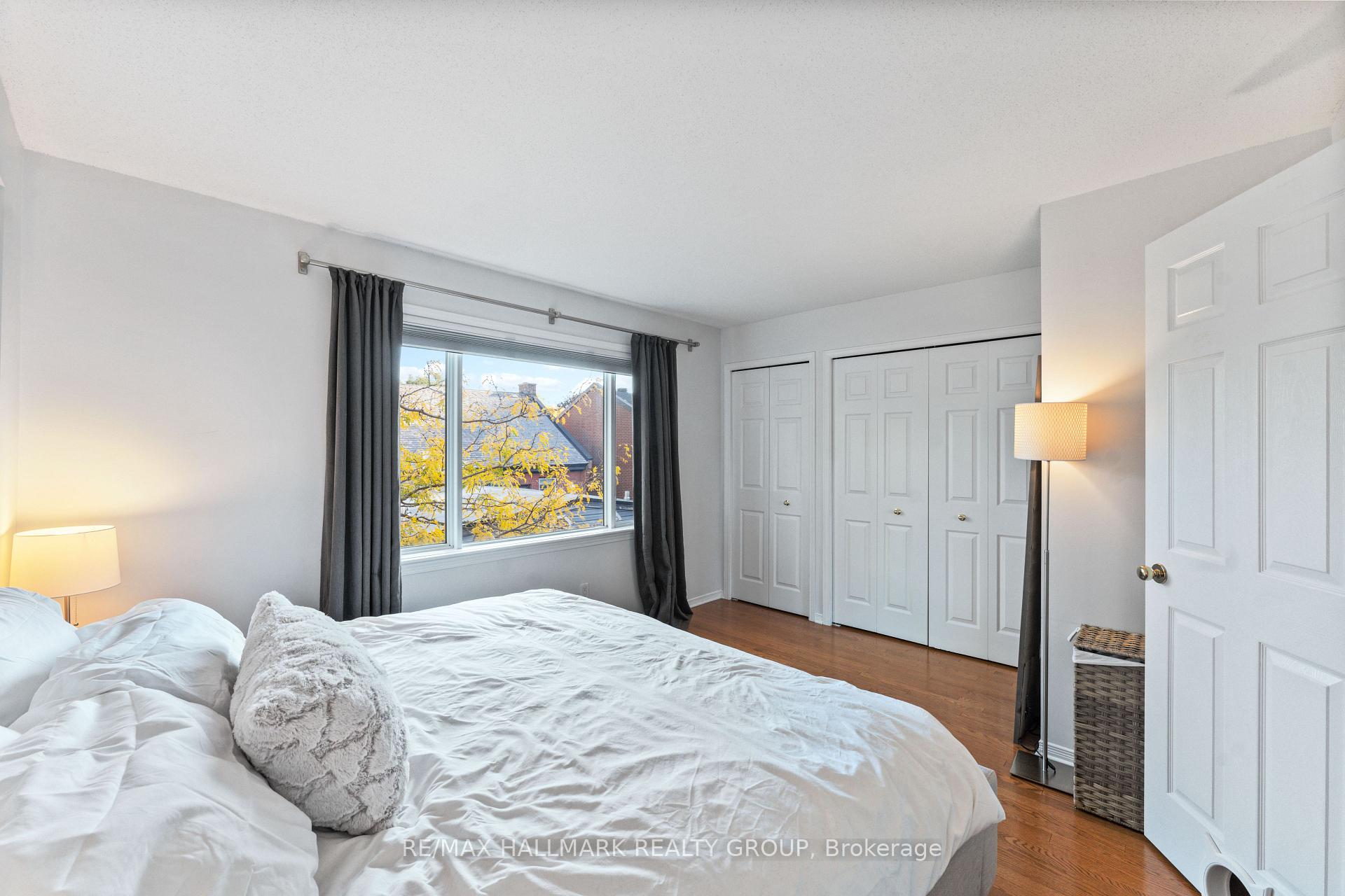 Photo 15 of 2 Prudhomme Private, Ottawa, Lower Town — HOMEH