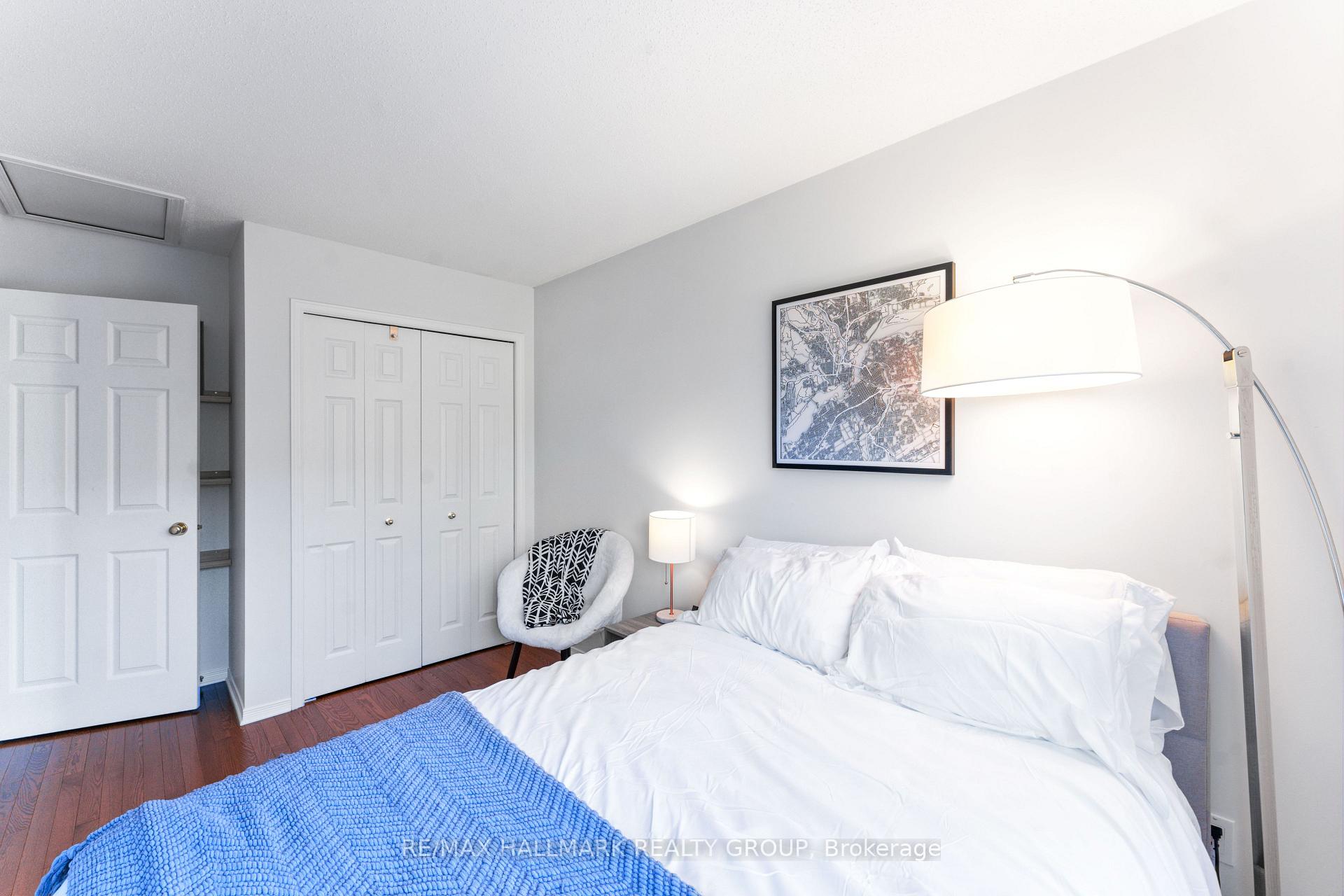 Photo 19 of 2 Prudhomme Private, Ottawa, Lower Town — HOMEH