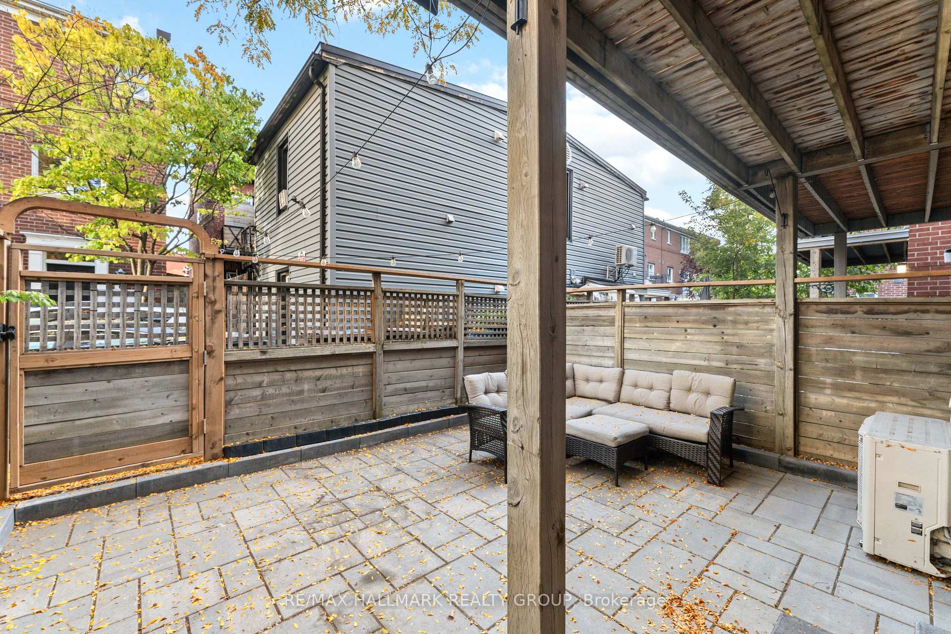 Photo 27 of 2 Prudhomme Private, Ottawa, Lower Town — HOMEH