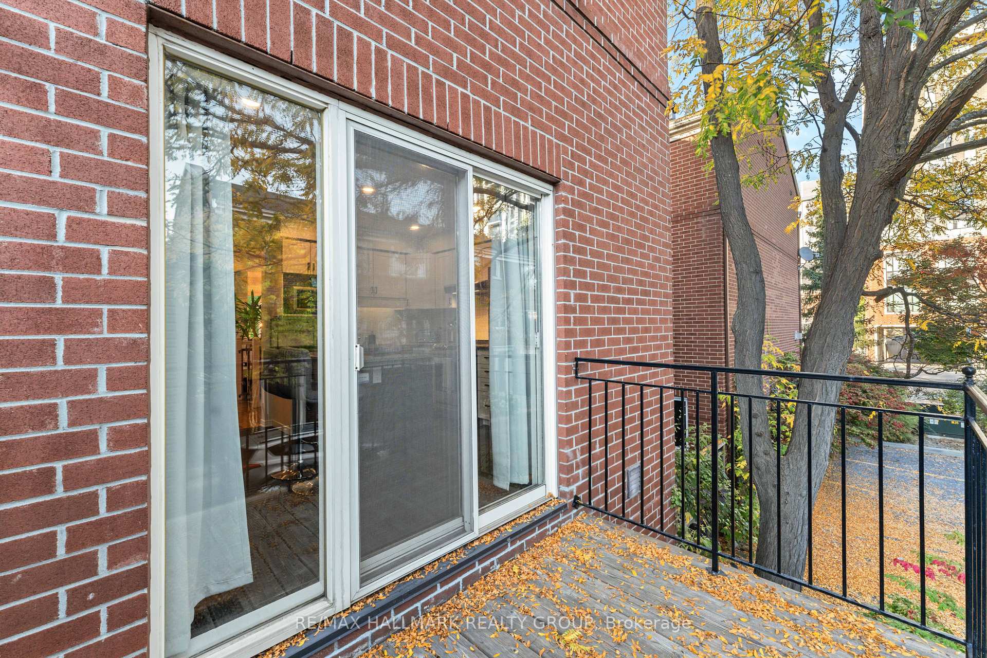 Photo 35 of 2 Prudhomme Private, Ottawa, Lower Town — HOMEH