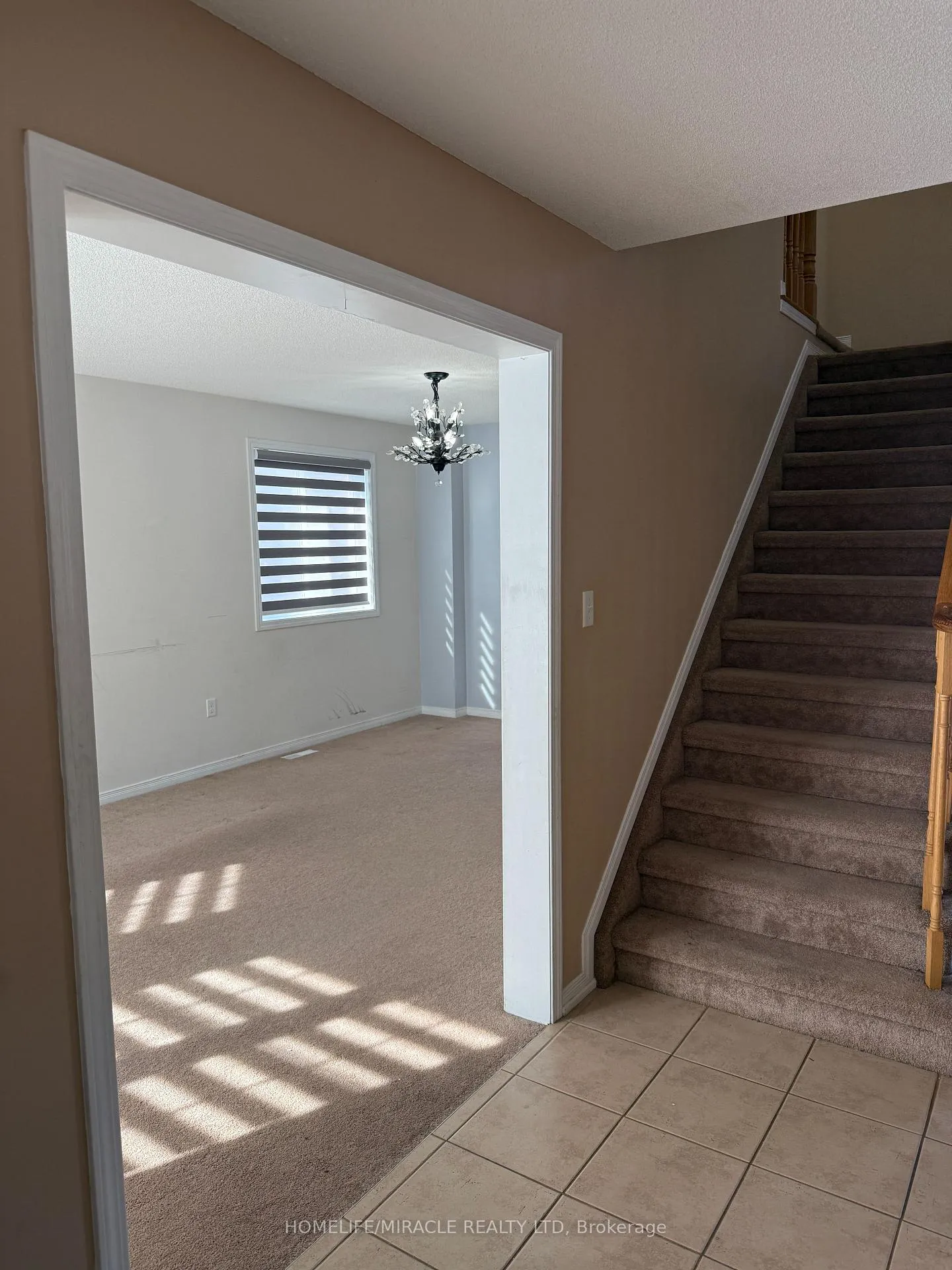 Photo 7 of 20 William Paddison Drive, Barrie, Georgian Drive — HOMEH