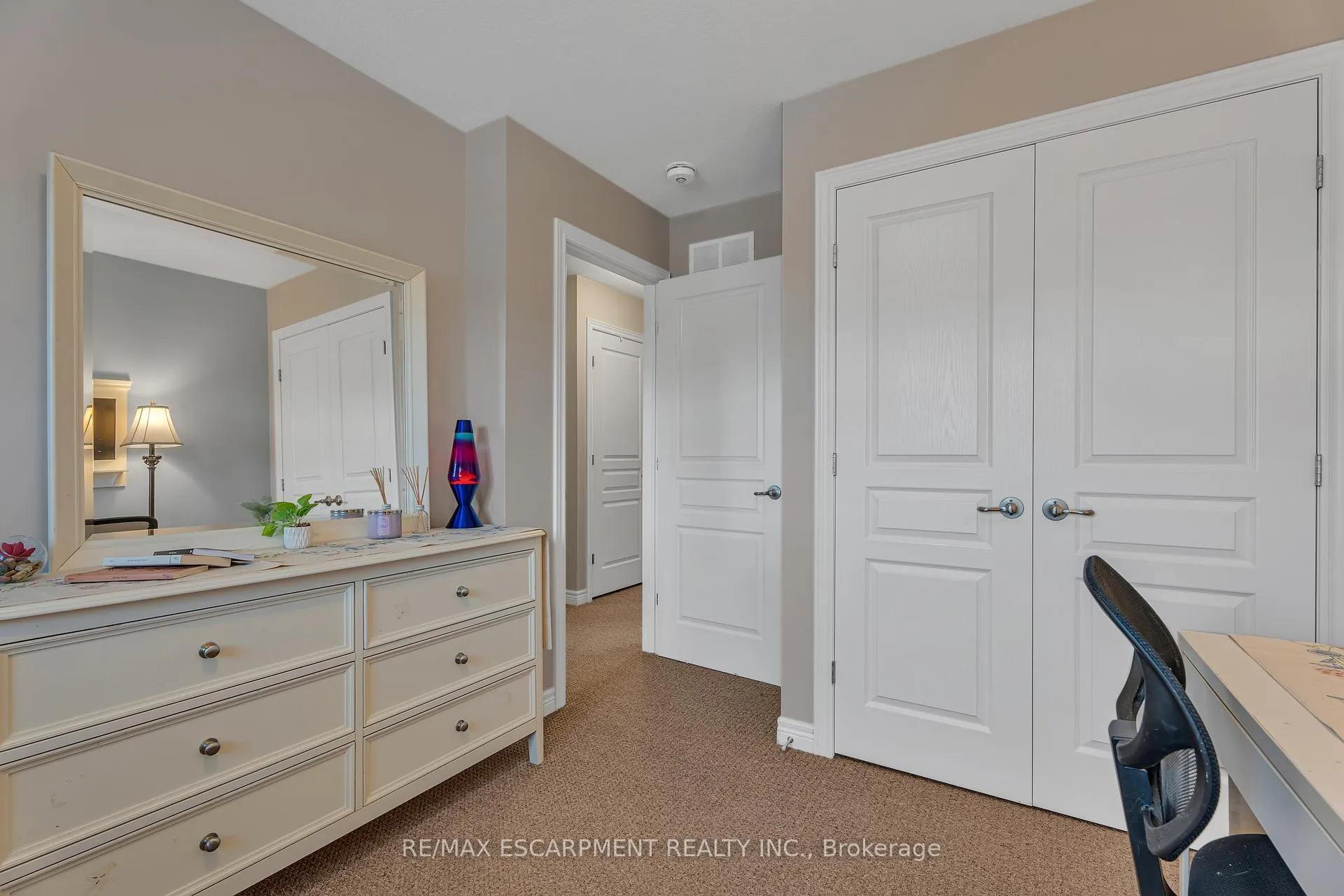 Photo 26 of 72 Dodman Crescent, Hamilton, Meadowlands — HOMEH
