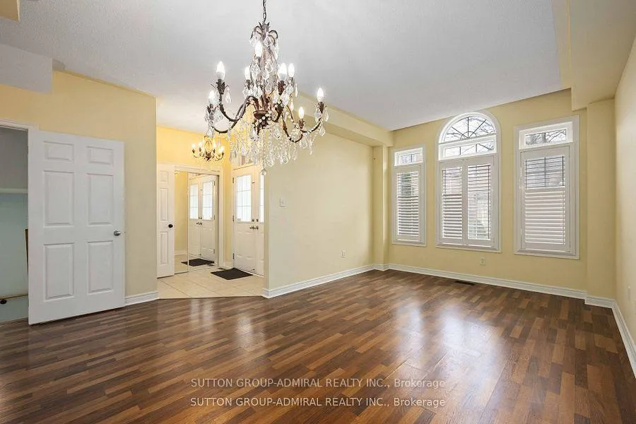 Photo 2 of 64 Evaridge Drive, Markham, Cornell — HOMEH