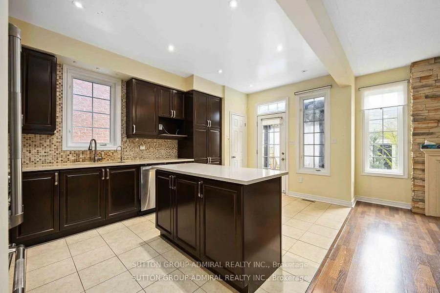 Photo 5 of 64 Evaridge Drive, Markham, Cornell — HOMEH