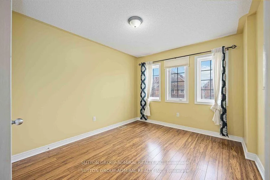 Photo 16 of 64 Evaridge Drive, Markham, Cornell — HOMEH