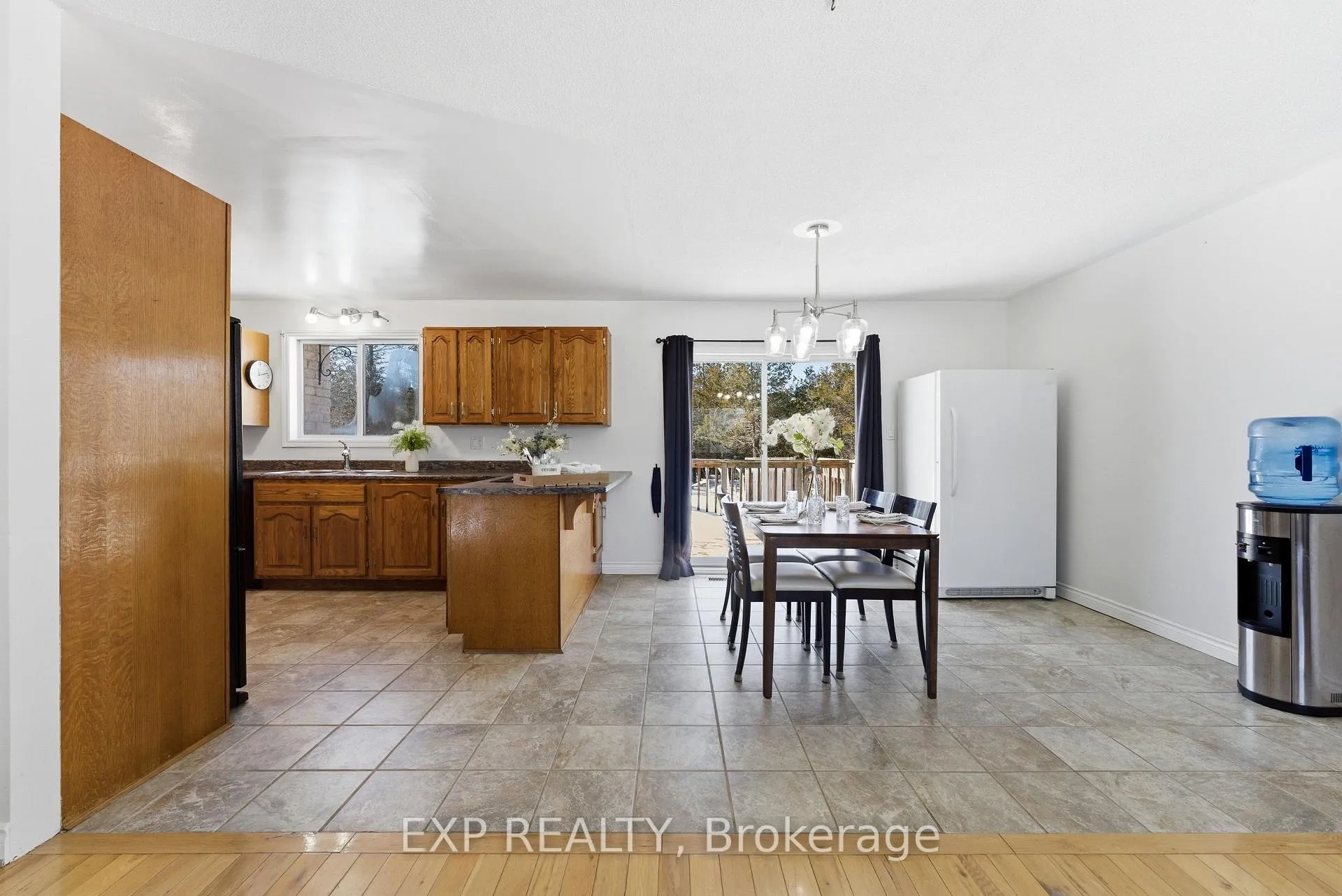 Photo 5 of 15 Mcintyre Road, Prince Edward County, Ameliasburg Ward — HOMEH
