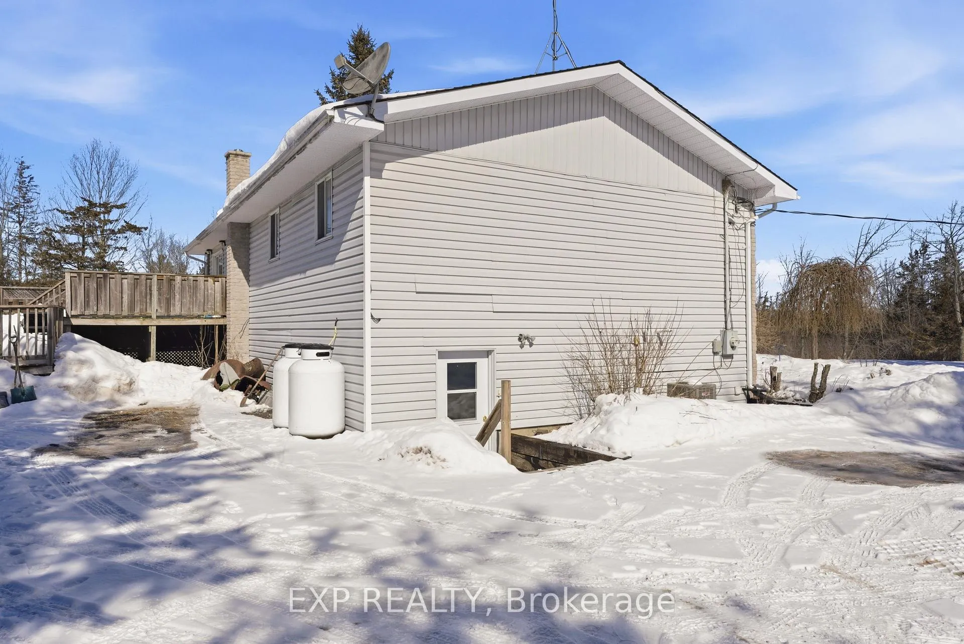 Photo 35 of 15 Mcintyre Road, Prince Edward County, Ameliasburg Ward — HOMEH
