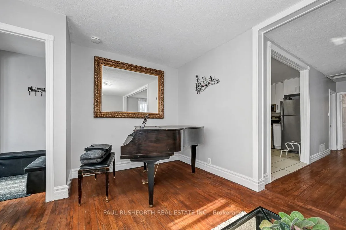 Photo 9 of 1401 Mcmahon Avenue, Ottawa, Emerald Woods/Sawmill Creek — HOMEH