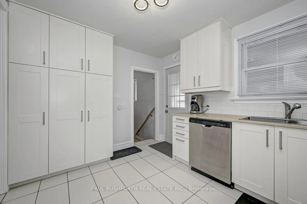 Photo 17 of 1401 Mcmahon Avenue, Ottawa, Emerald Woods/Sawmill Creek — HOMEH