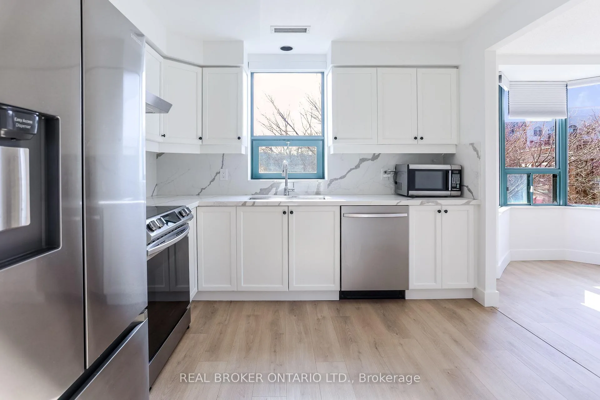 Photo 9 of Unit 404, 5 Ogilvie Street, Hamilton, Dundas — HOMEH