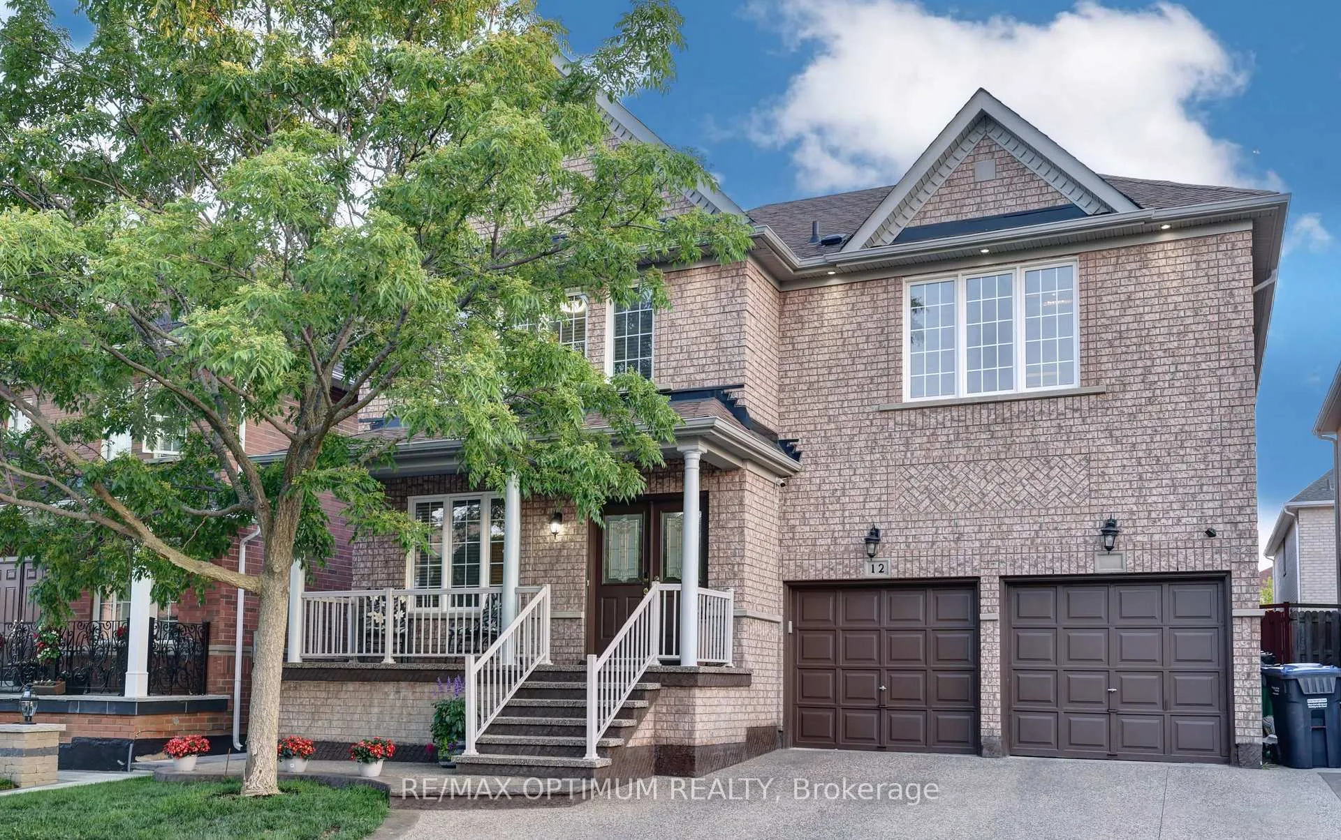 Front of 12 Humbolt Crescent