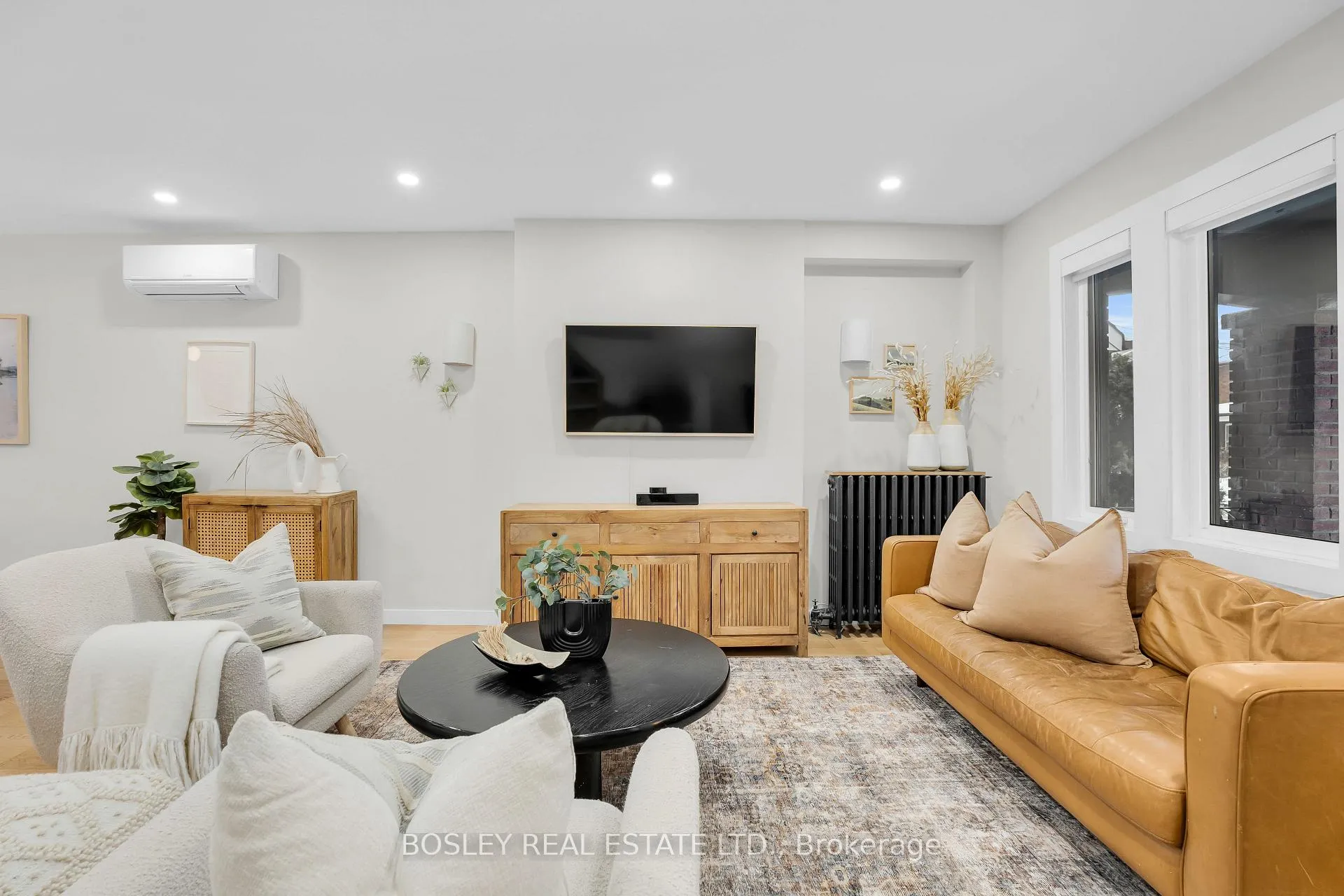 Photo 6 of 13 Springdale Boulevard, Toronto, Danforth Village-East York — HOMEH