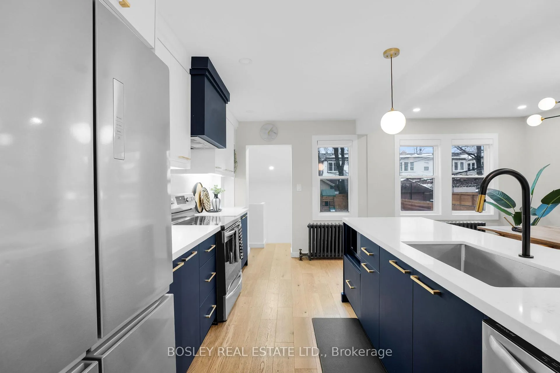 Photo 12 of 13 Springdale Boulevard, Toronto, Danforth Village-East York — HOMEH
