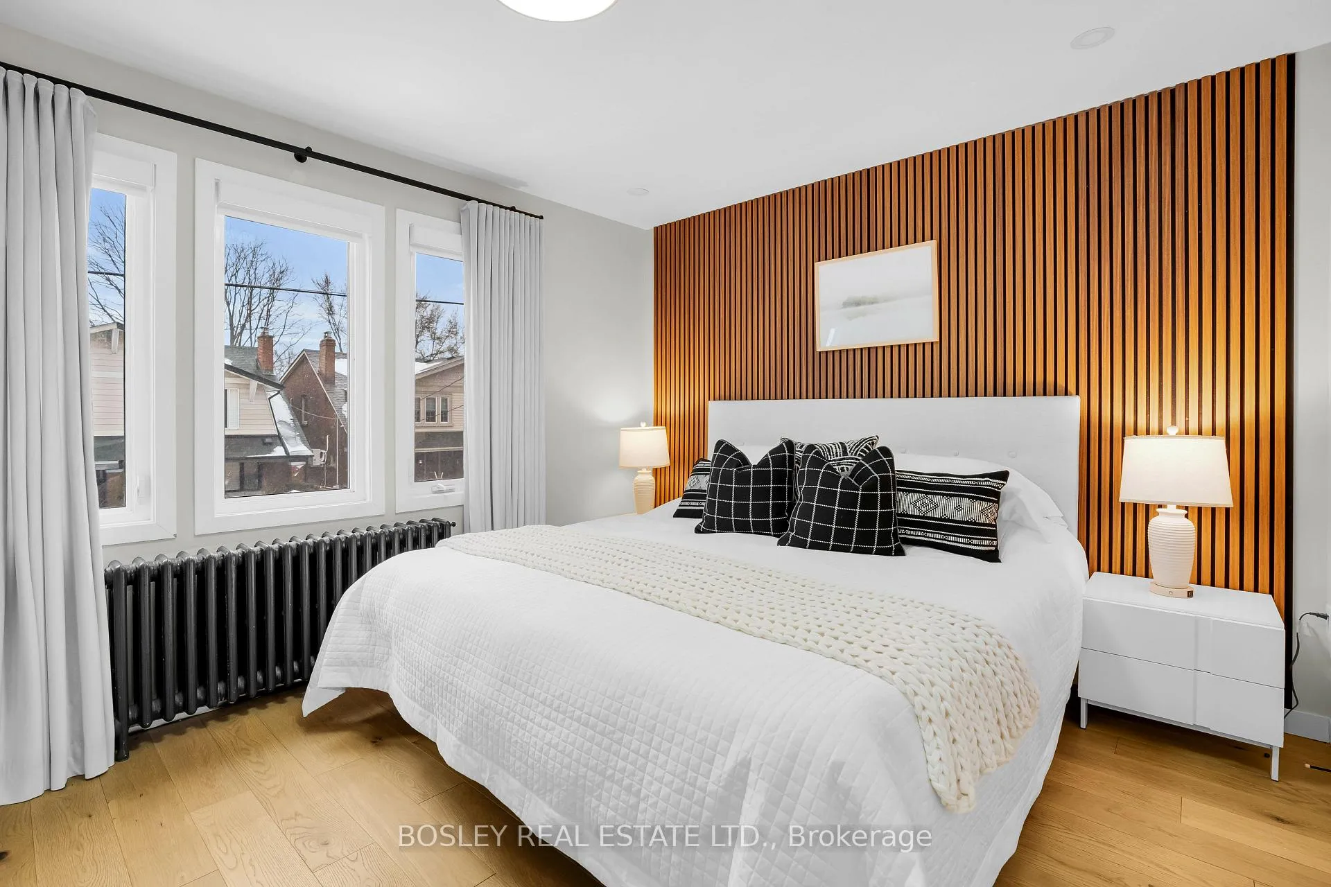 Photo 13 of 13 Springdale Boulevard, Toronto, Danforth Village-East York — HOMEH