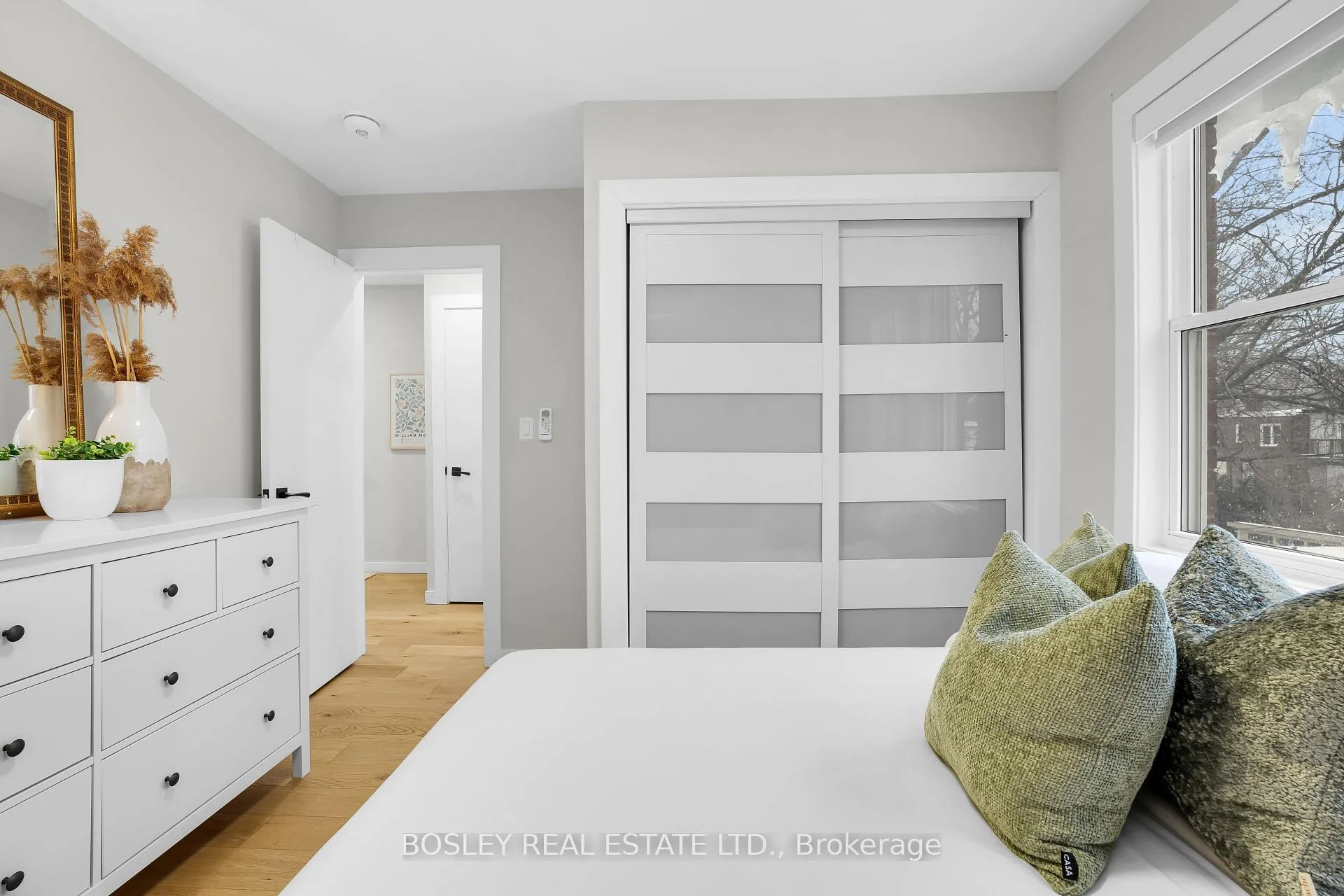 Photo 16 of 13 Springdale Boulevard, Toronto, Danforth Village-East York — HOMEH
