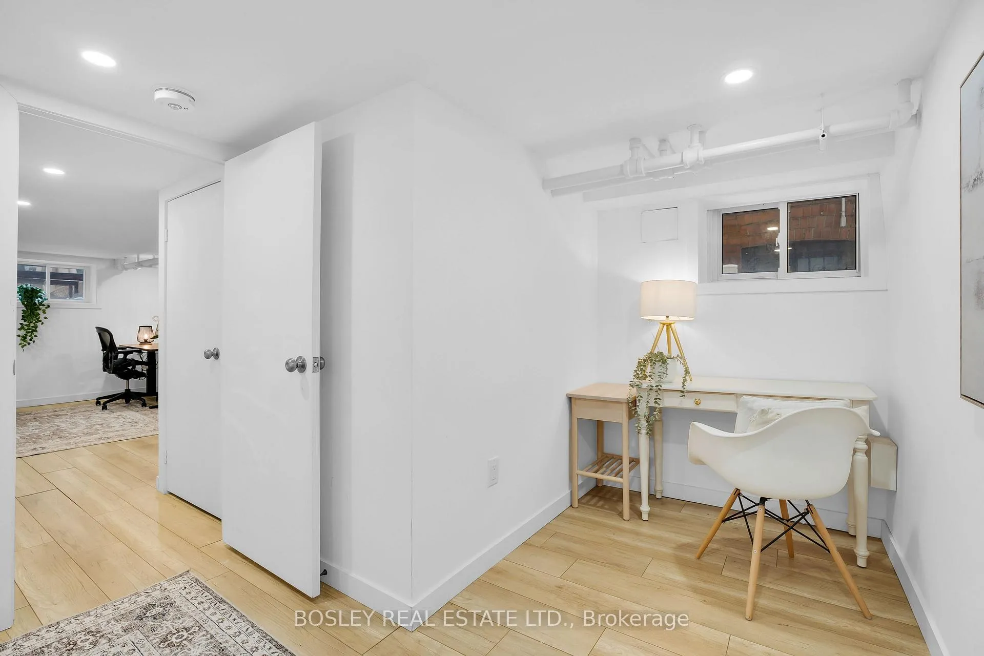 Photo 23 of 13 Springdale Boulevard, Toronto, Danforth Village-East York — HOMEH