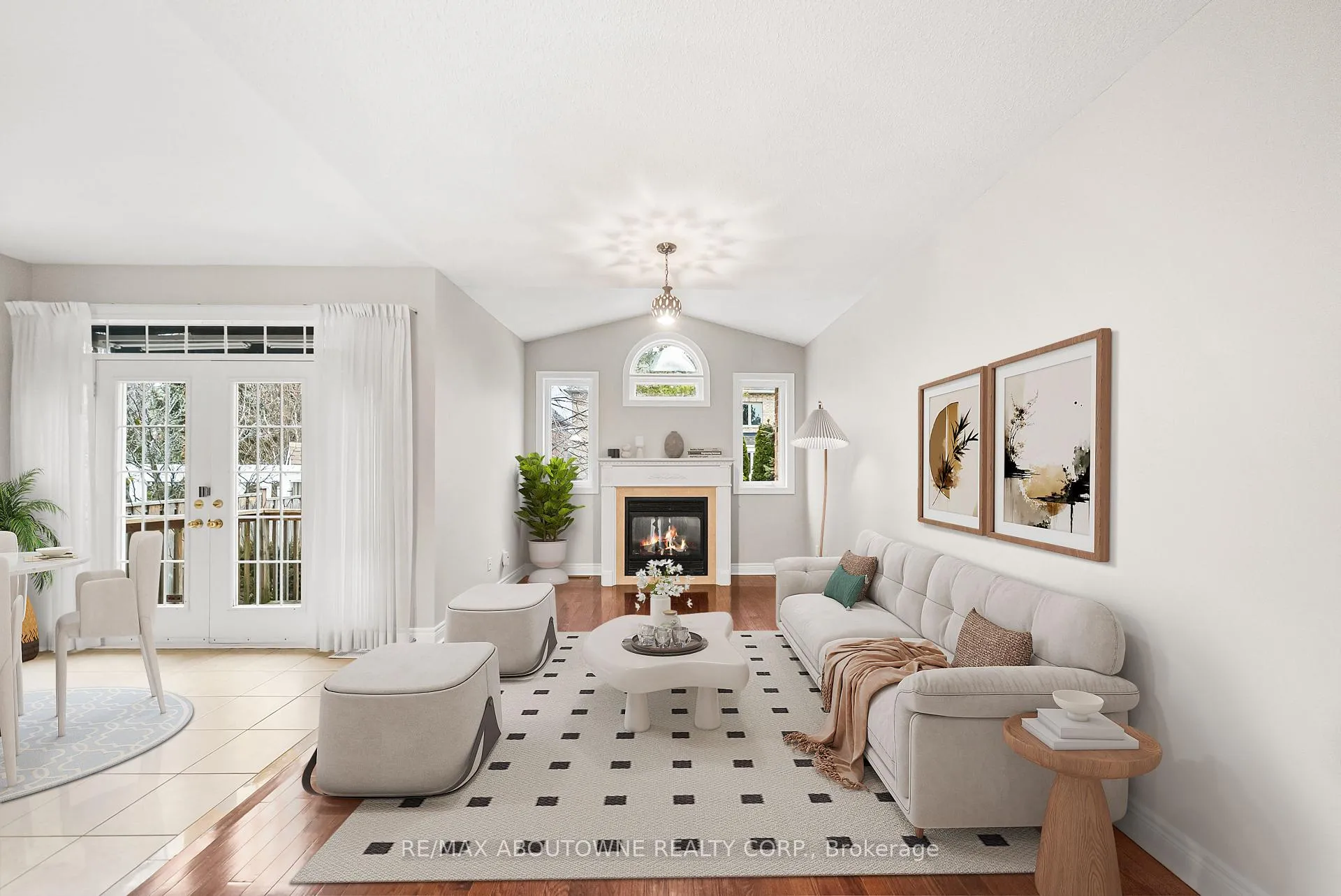 Photo 14 of 3334 Fox Run Circle, Oakville, Bronte — HOMEH