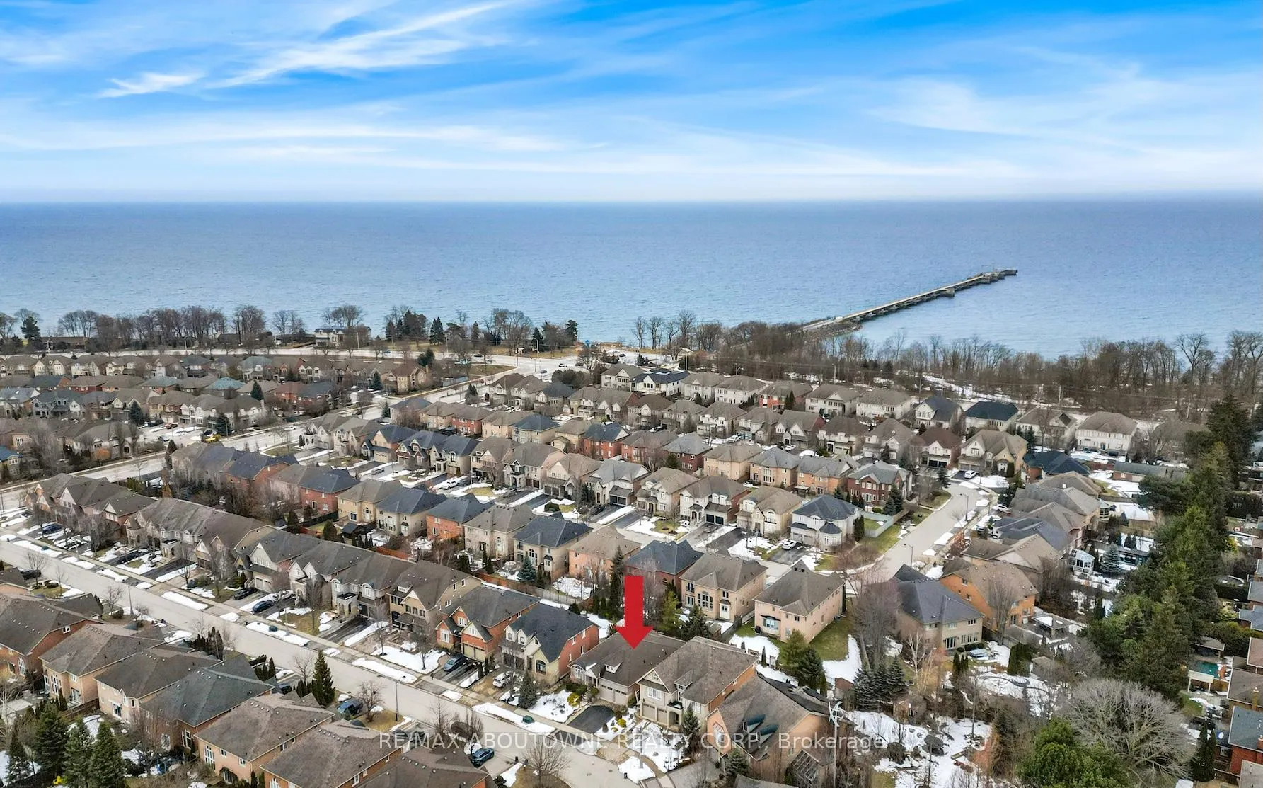 Photo 29 of 3334 Fox Run Circle, Oakville, Bronte — HOMEH