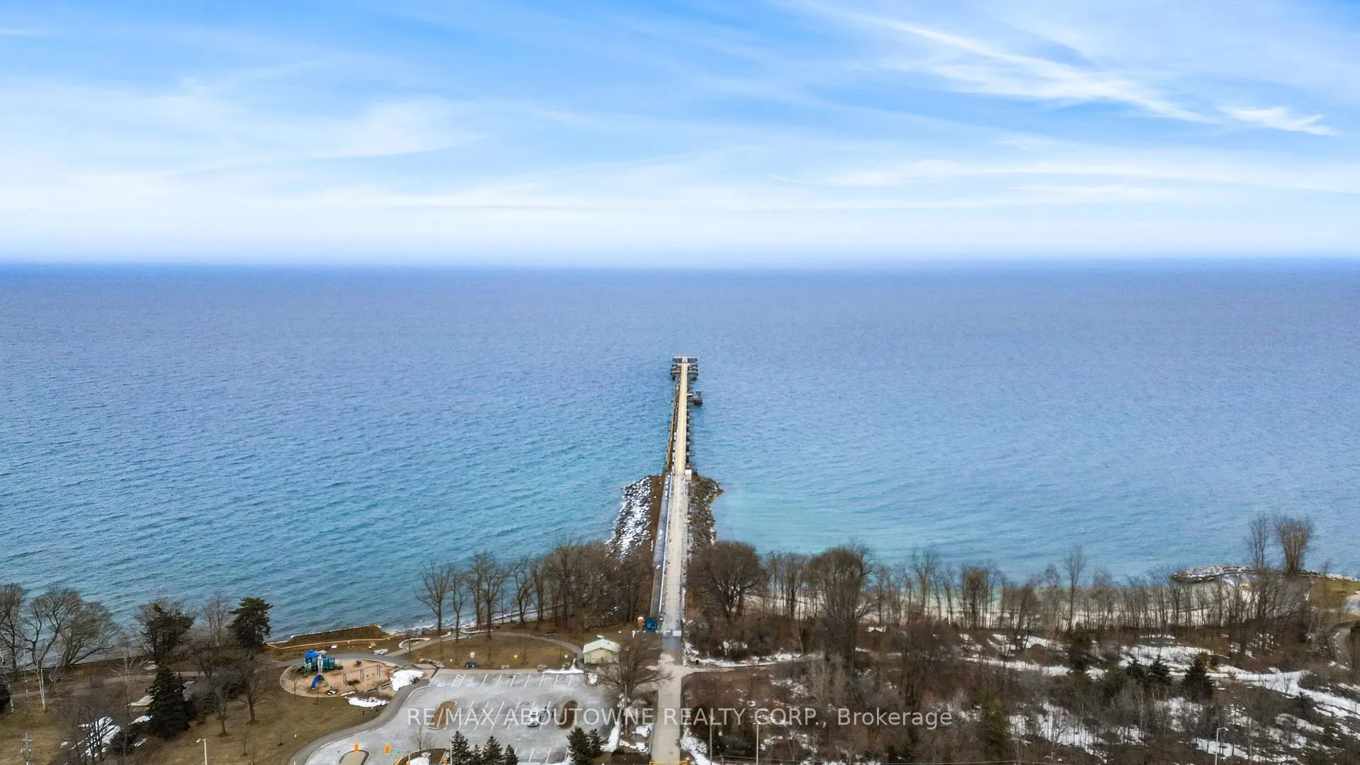 Photo 30 of 3334 Fox Run Circle, Oakville, Bronte — HOMEH