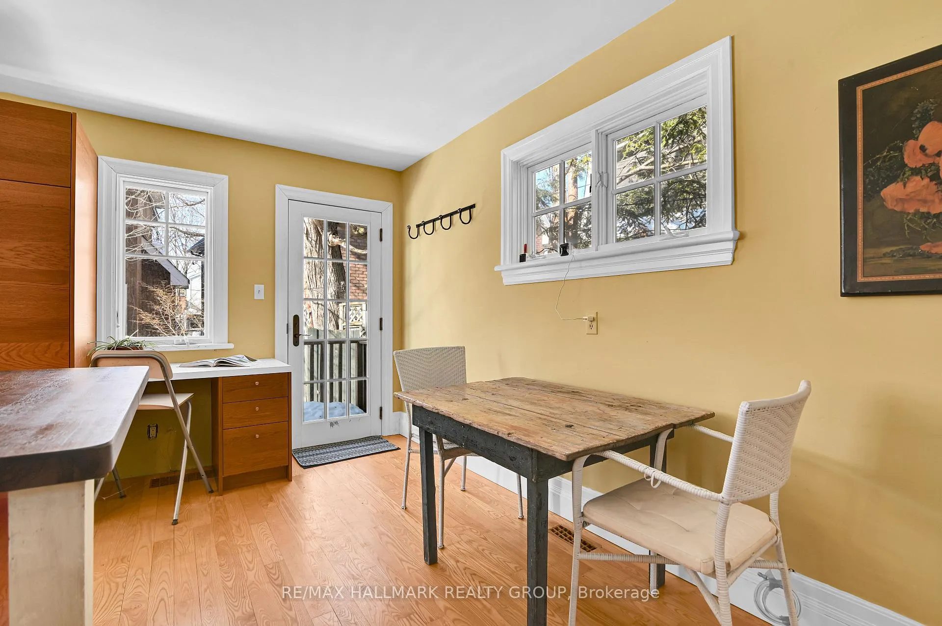 Photo 15 of 9 Rock Avenue, Ottawa, Lindenlea — HOMEH