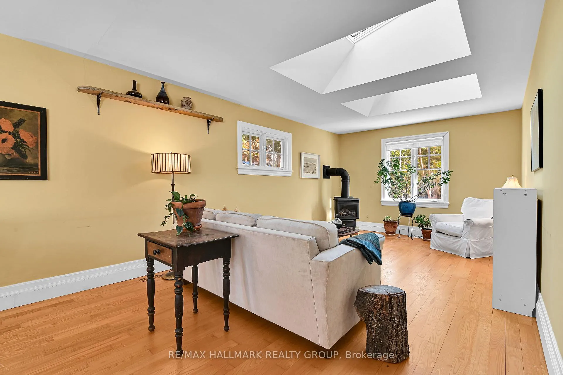 Photo 18 of 9 Rock Avenue, Ottawa, Lindenlea — HOMEH