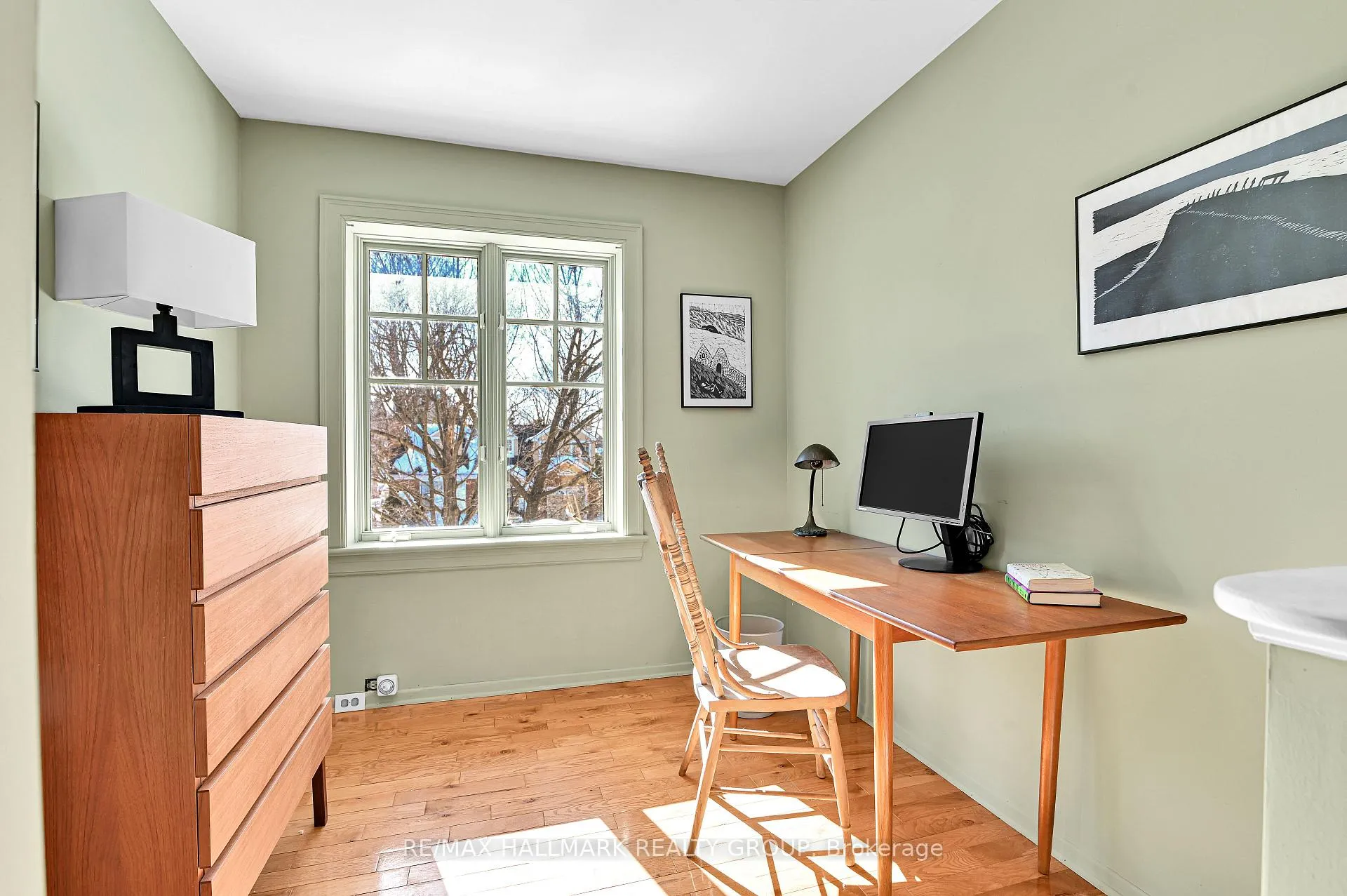 Photo 22 of 9 Rock Avenue, Ottawa, Lindenlea — HOMEH
