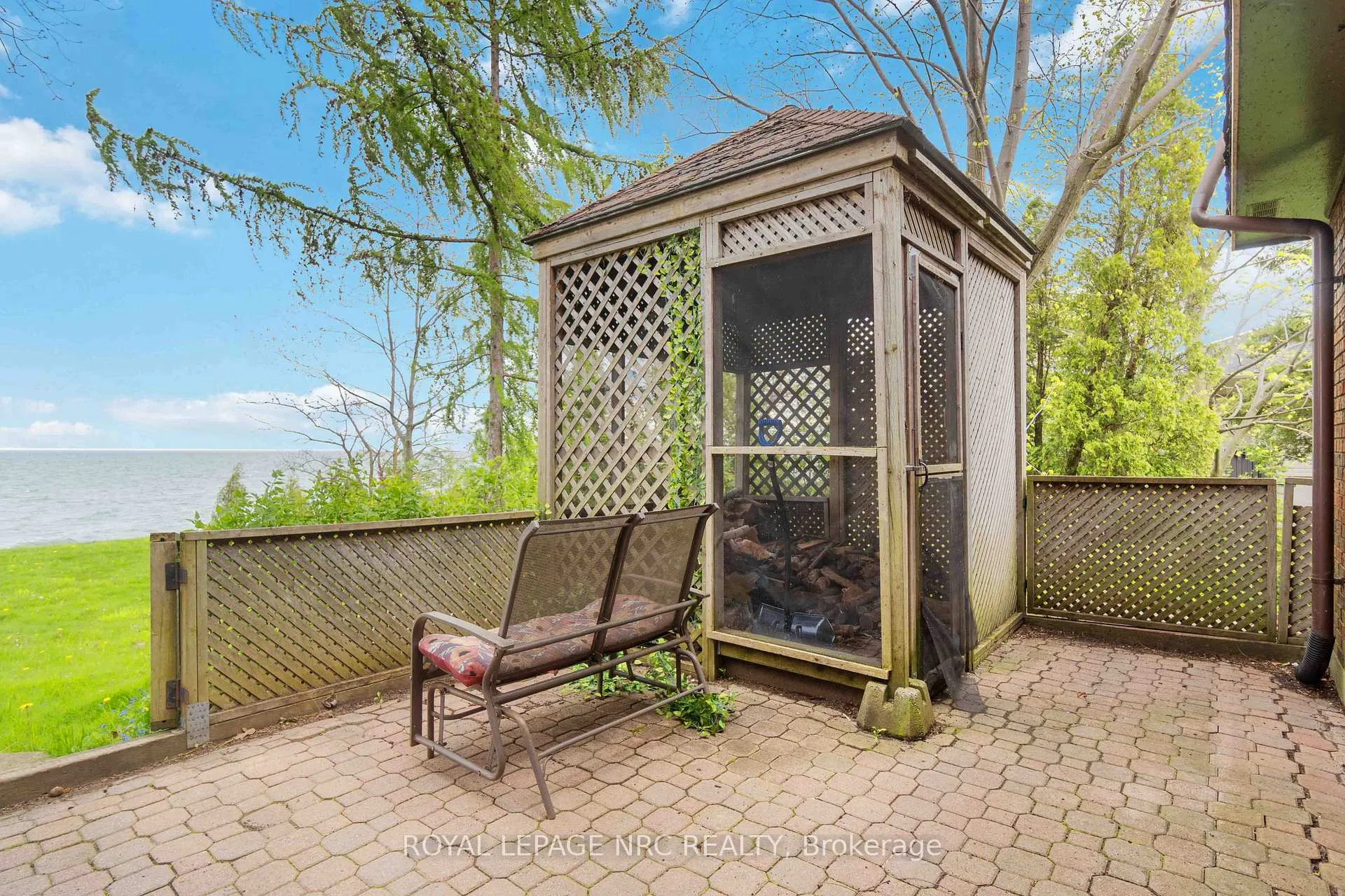 Photo 6 of Unit Upper, 46 Lakeside Drive, Grimsby, Grimsby Beach — HOMEH