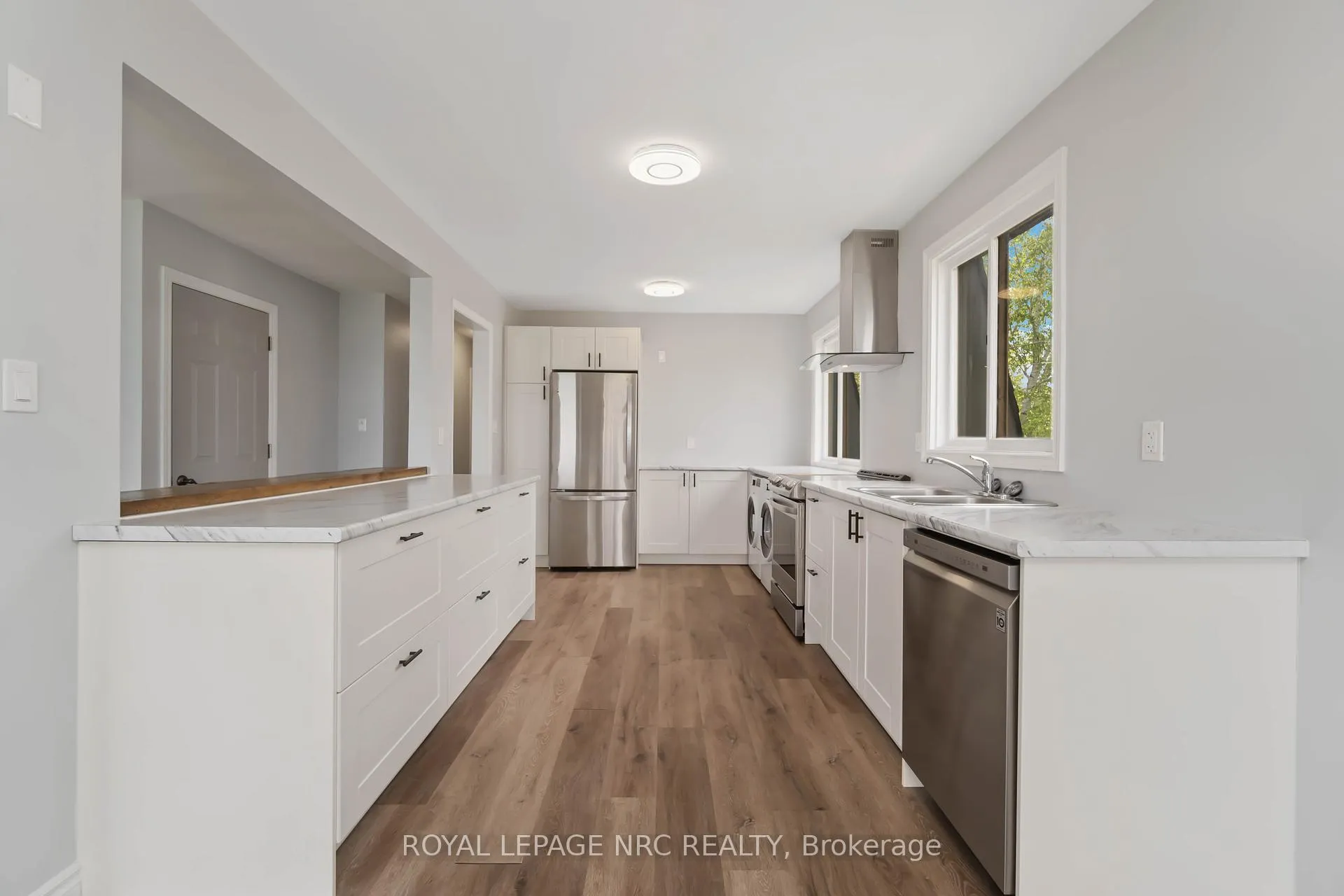 Photo 9 of Unit Upper, 46 Lakeside Drive, Grimsby, Grimsby Beach — HOMEH