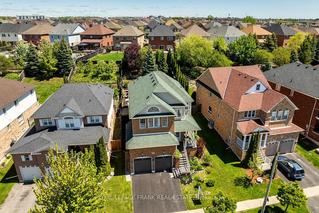 Photo 1 of 1533 Clearbrook Drive, Oshawa, Taunton — HOMEH