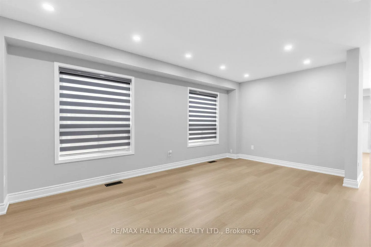 Photo 5 of 11 Dring Street, Ajax, Northwest Ajax — HOMEH