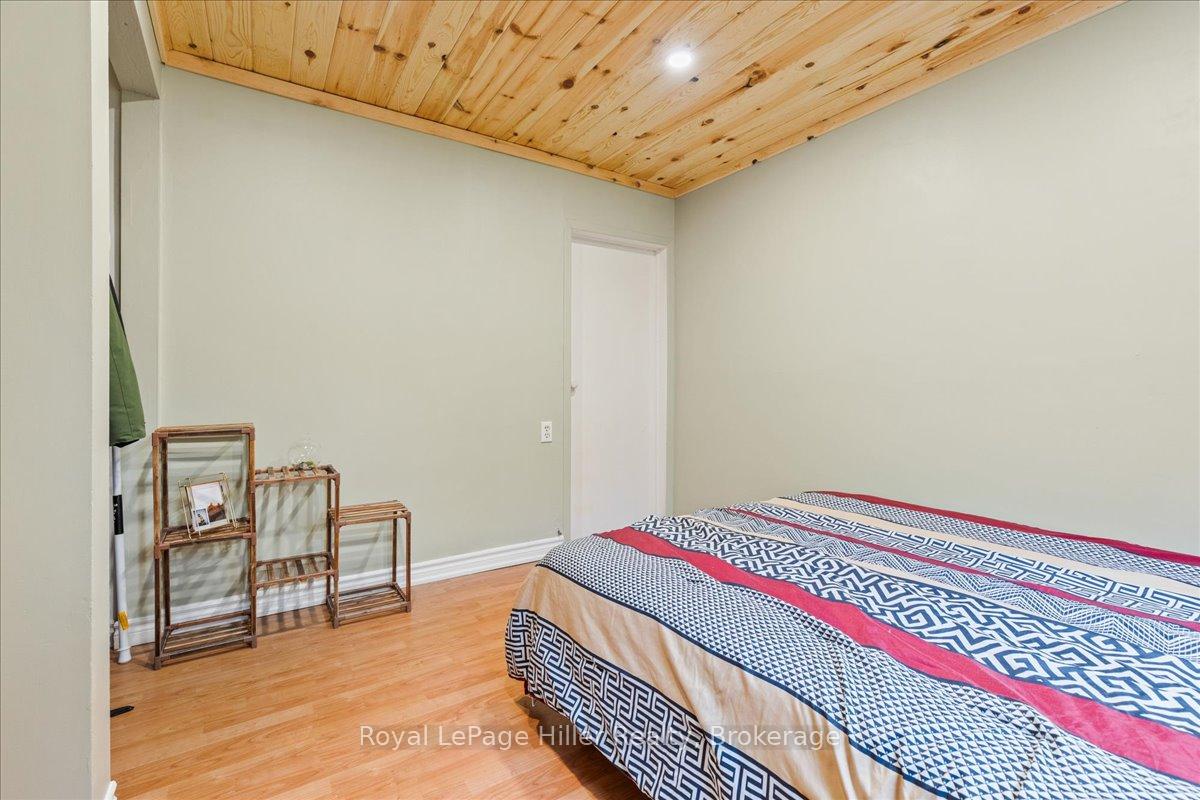Photo 19 of 1021 Road 164, Lucan Biddulph, Granton — HOMEH
