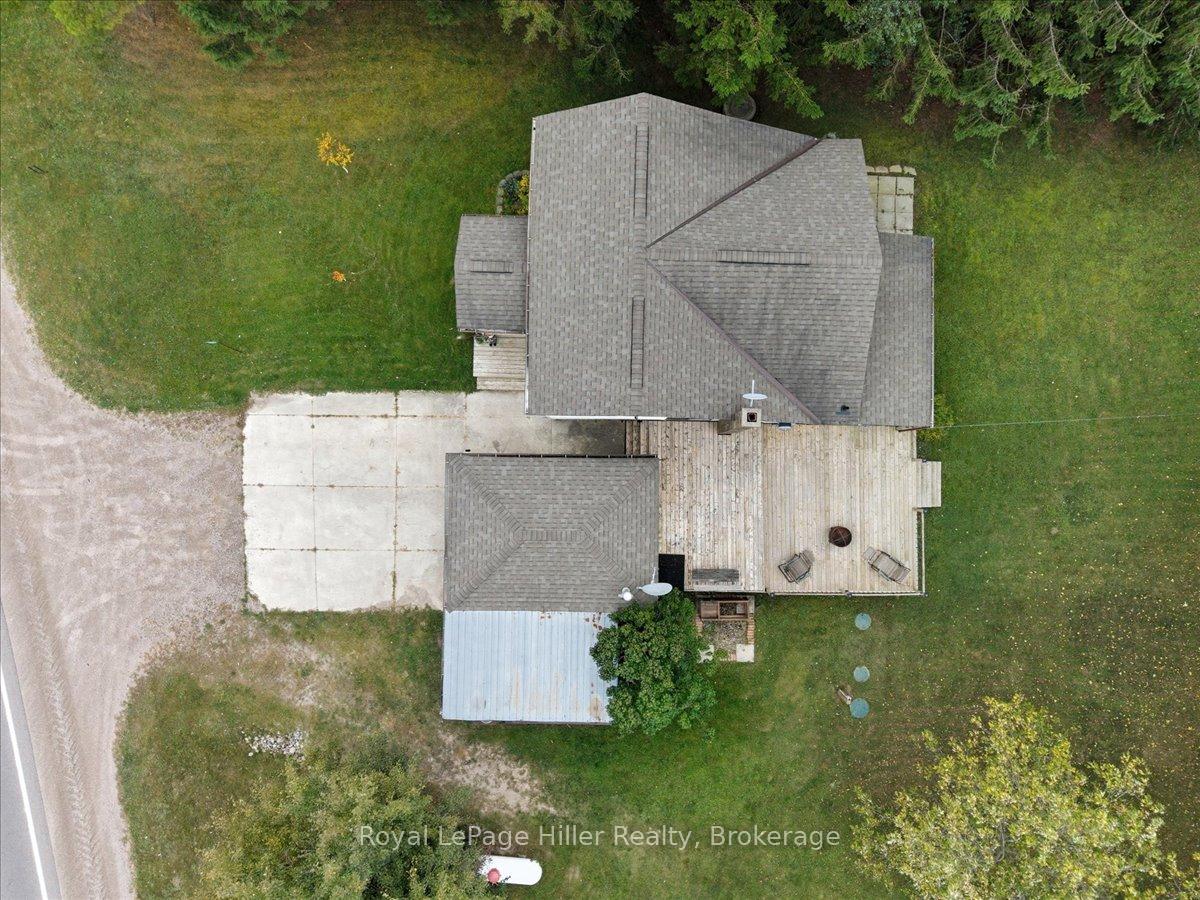 Photo 43 of 1021 Road 164, Lucan Biddulph, Granton — HOMEH