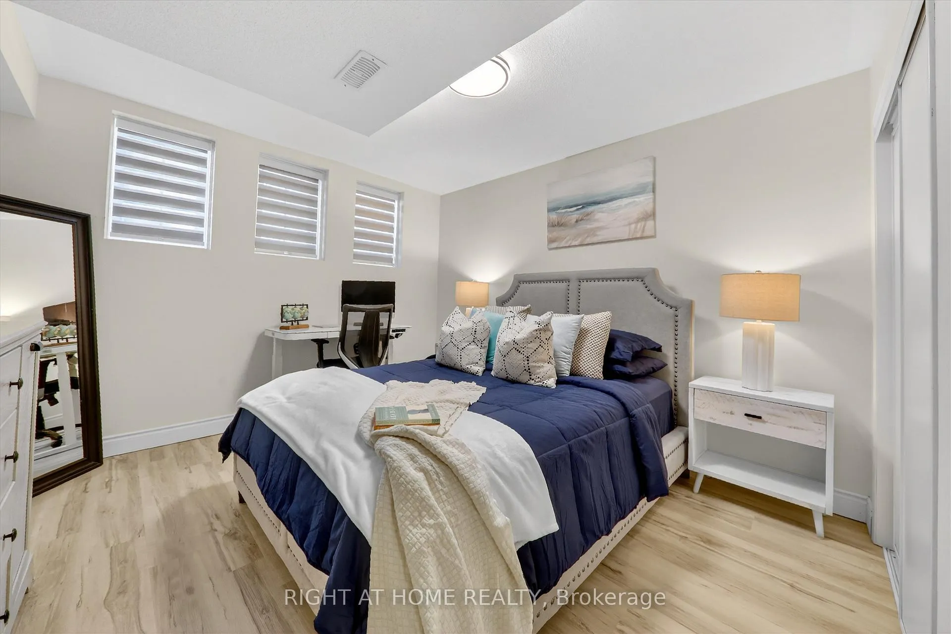 Photo 17 of 75 Fencerow Drive, Whitby, Rolling Acres — HOMEH
