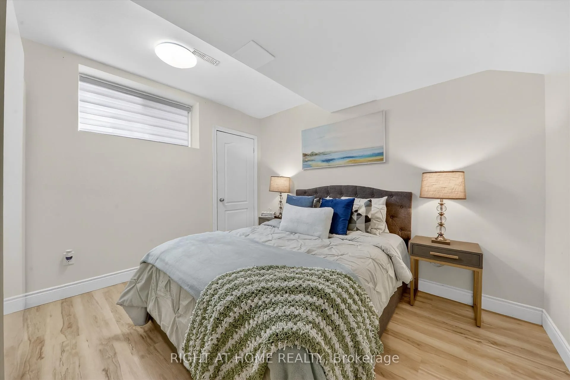 Photo 19 of 75 Fencerow Drive, Whitby, Rolling Acres — HOMEH