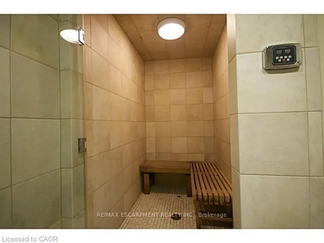Photo 20 of Unit 403, 360 Pearl Street, Burlington, Brant — HOMEH