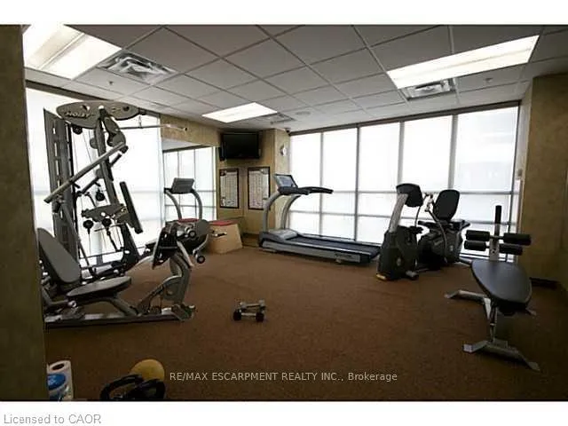 Photo 21 of Unit 403, 360 Pearl Street, Burlington, Brant — HOMEH