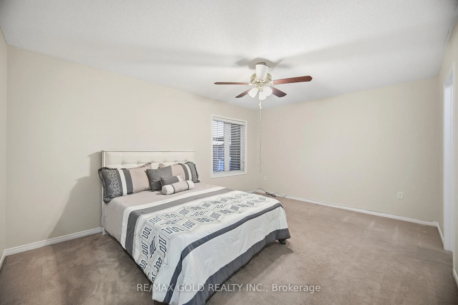 Photo 21 of 14 Ledgerock Road, Brampton, Bram East — HOMEH