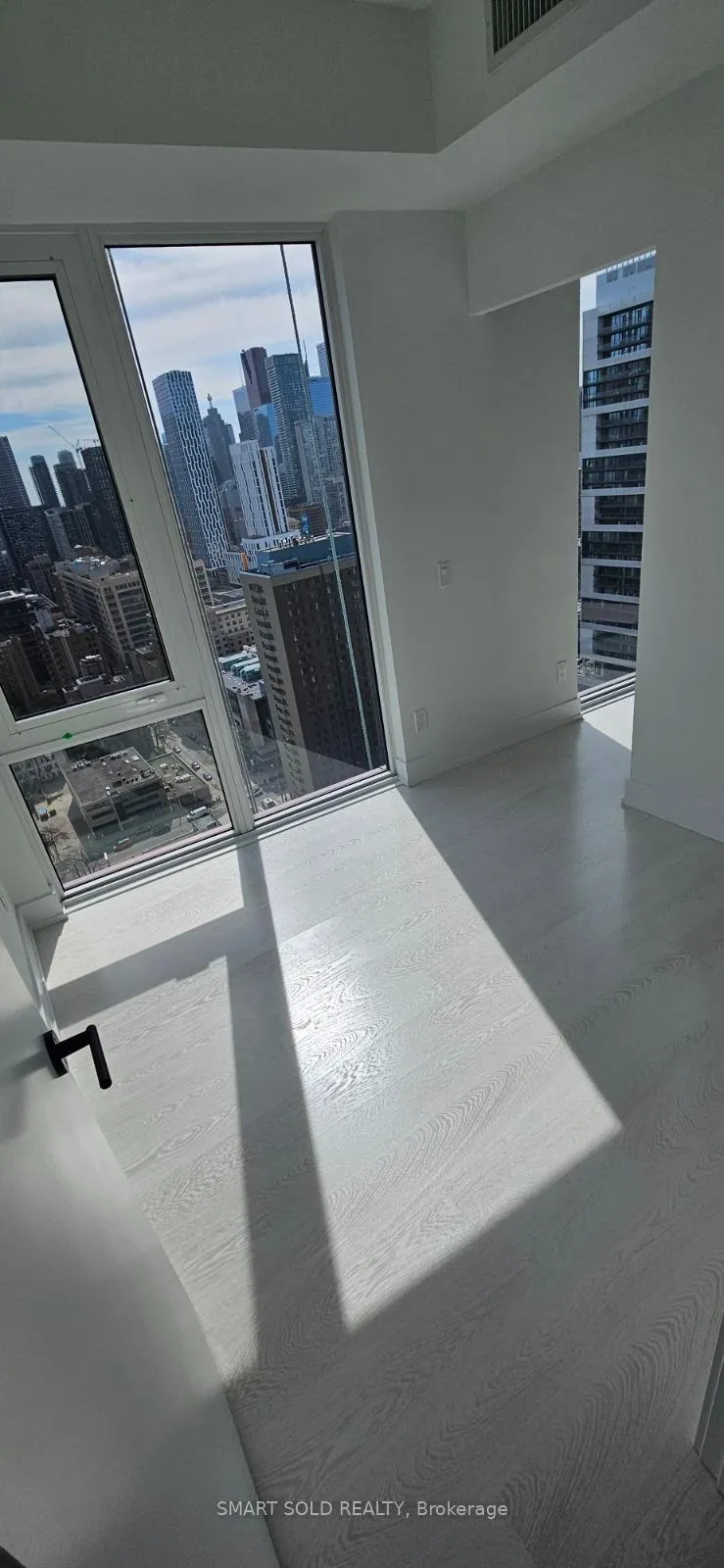 Photo 7 of Unit 2713, 308 Jarvis Street, Toronto, Church-Yonge Corridor — HOMEH