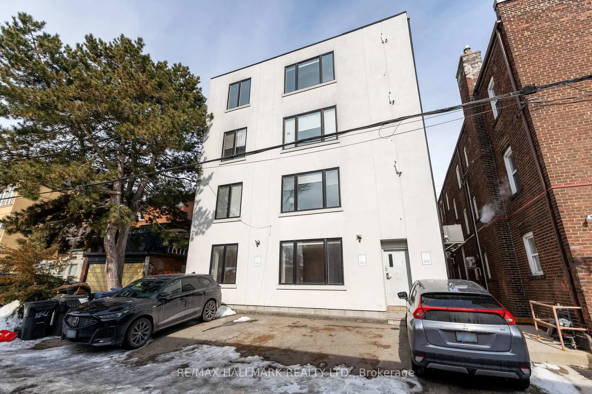 Photo 1 of Unit 1, 2277 Queen Street E, Toronto, The Beaches — HOMEH