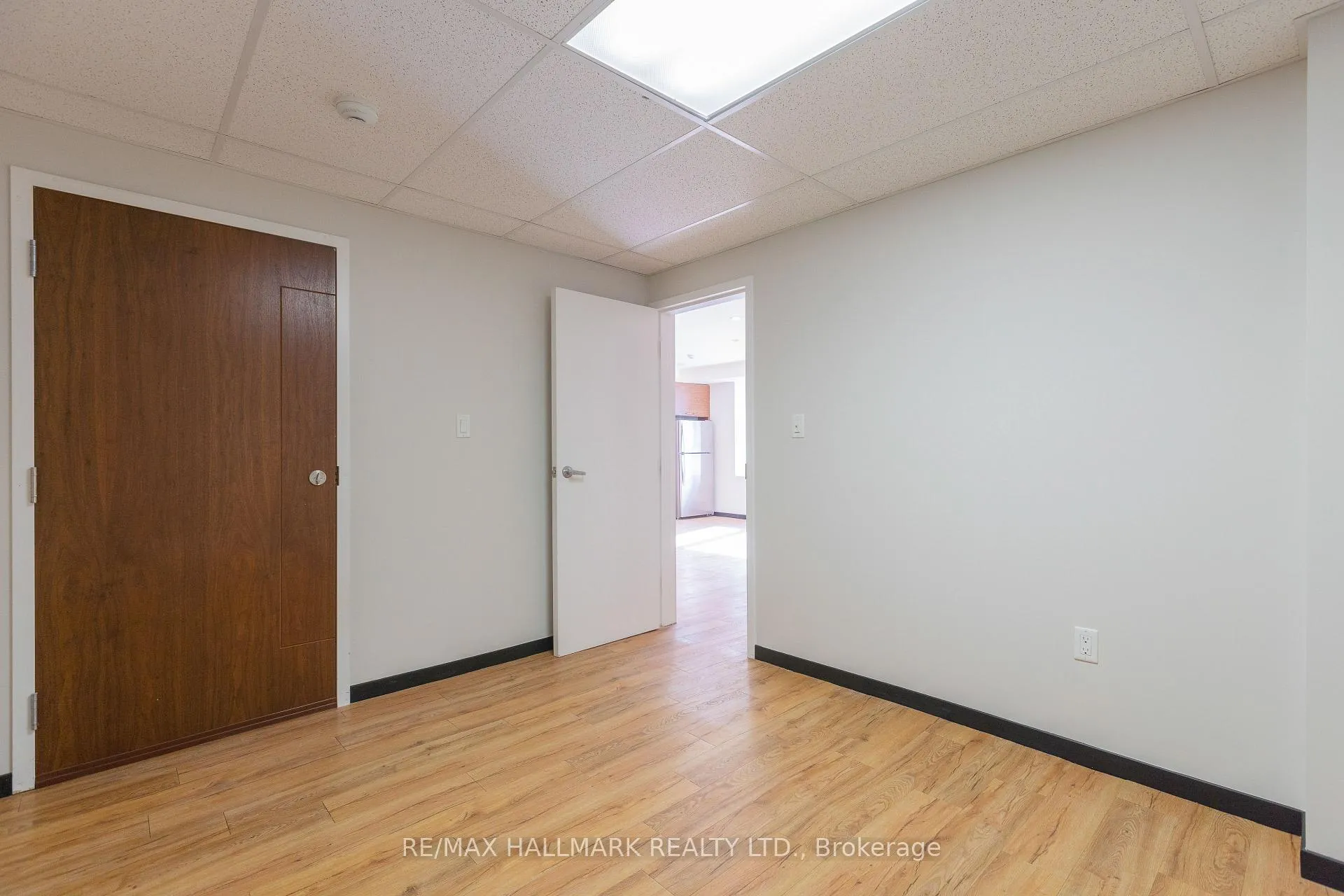 Photo 10 of Unit 1, 2277 Queen Street E, Toronto, The Beaches — HOMEH