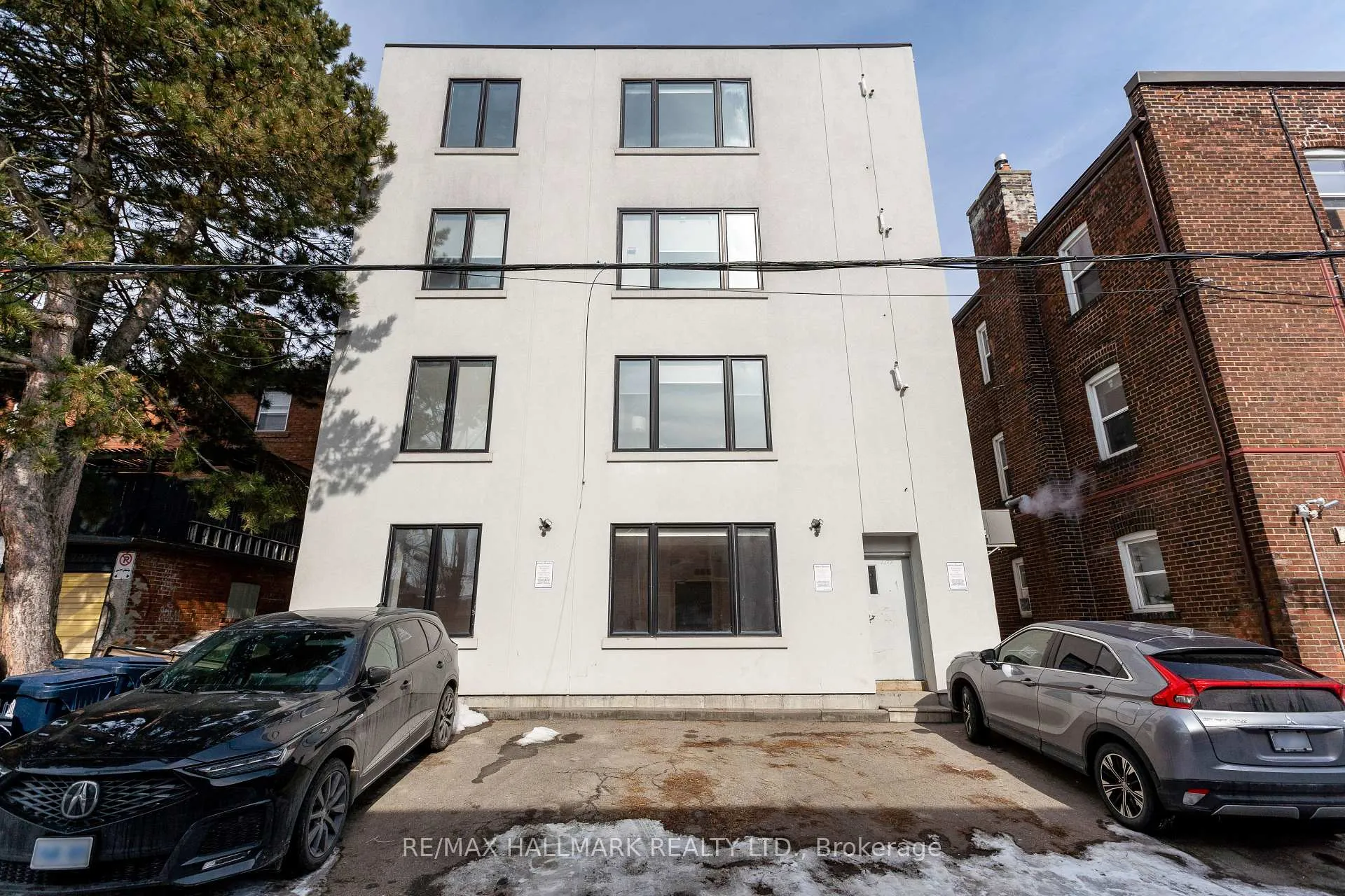 Photo 15 of Unit 1, 2277 Queen Street E, Toronto, The Beaches — HOMEH
