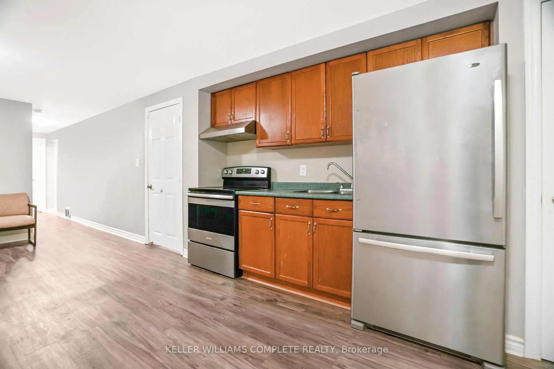 Photo 26 of 378B Glendale Avenue, St. Catharines, Burleigh Hill — HOMEH
