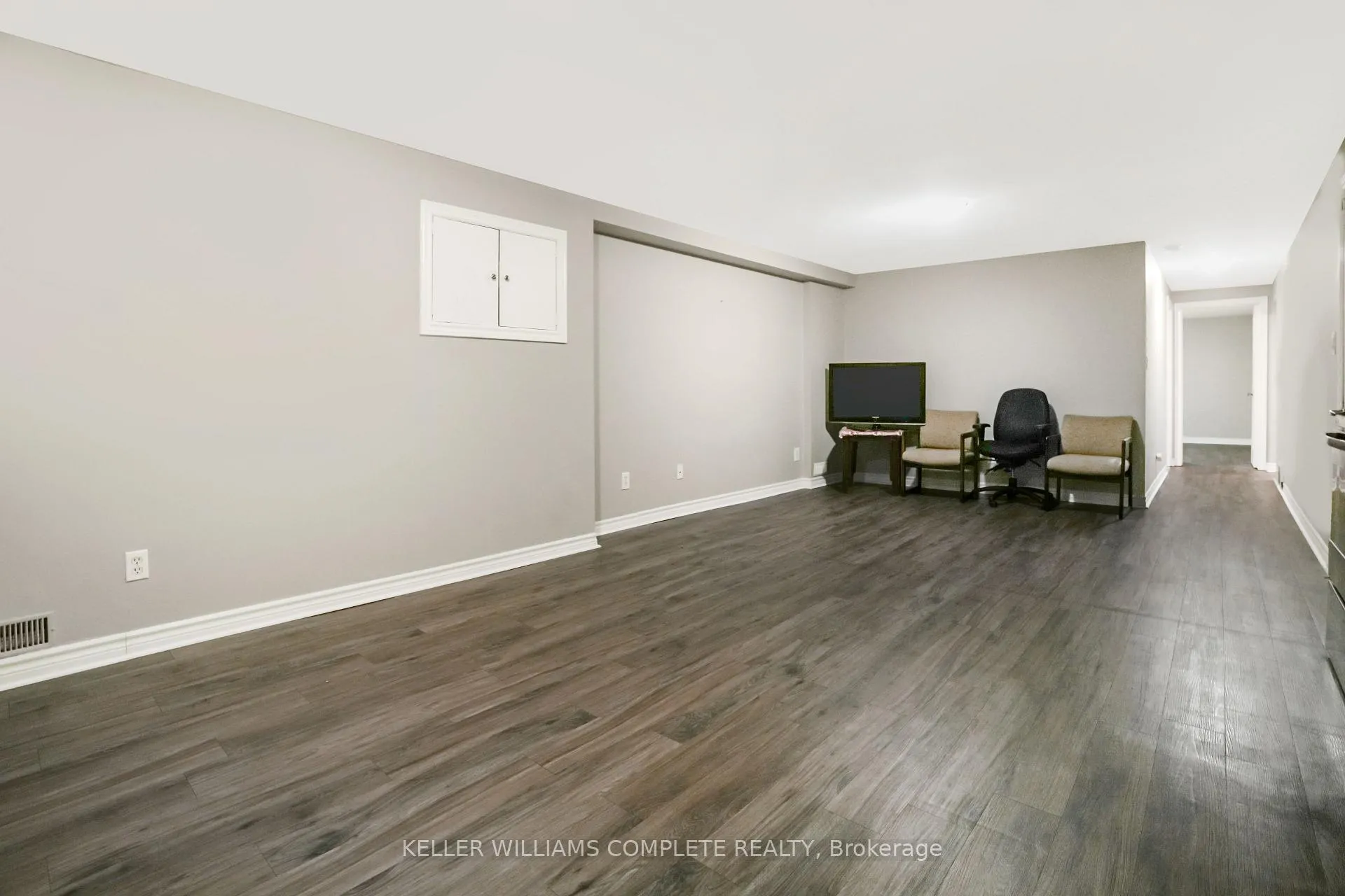 Photo 27 of 378B Glendale Avenue, St. Catharines, Burleigh Hill — HOMEH